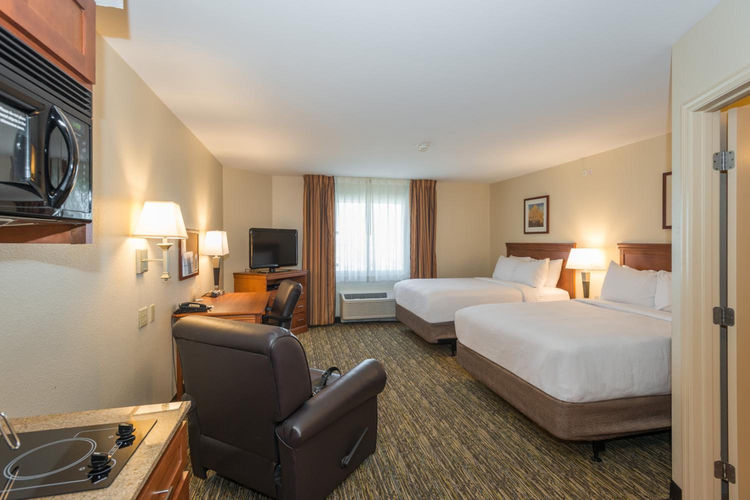 Studio Suite with Two Queen Beds - Photo 1