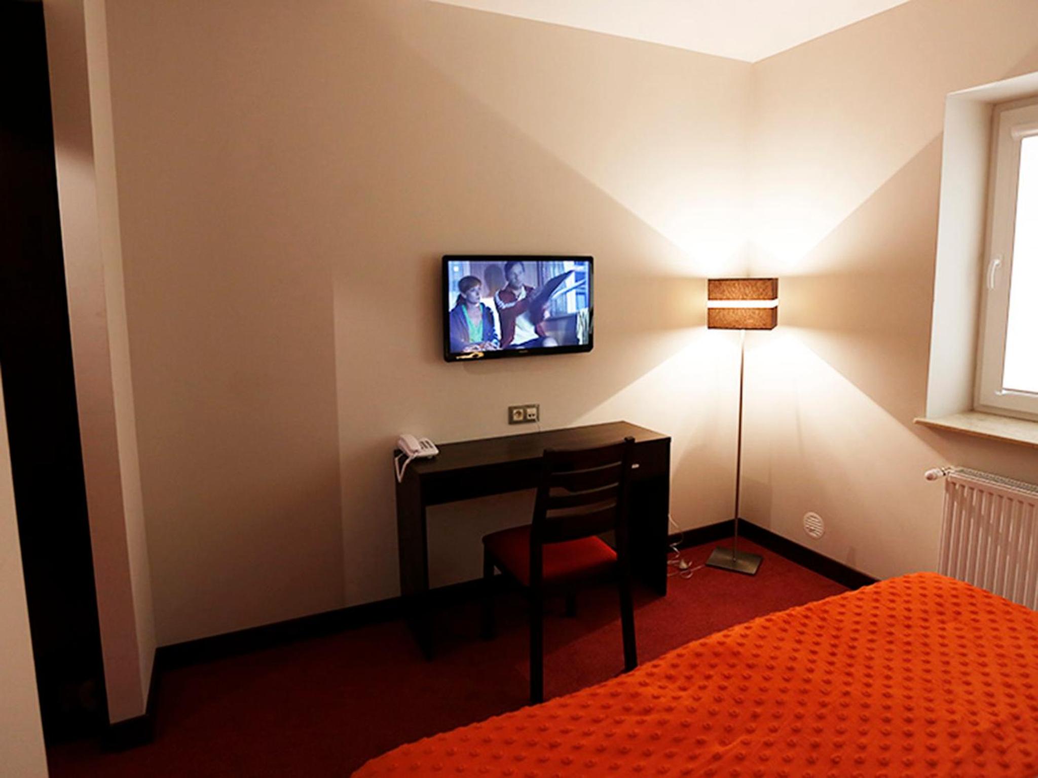 Double or Twin Room - Photo 10