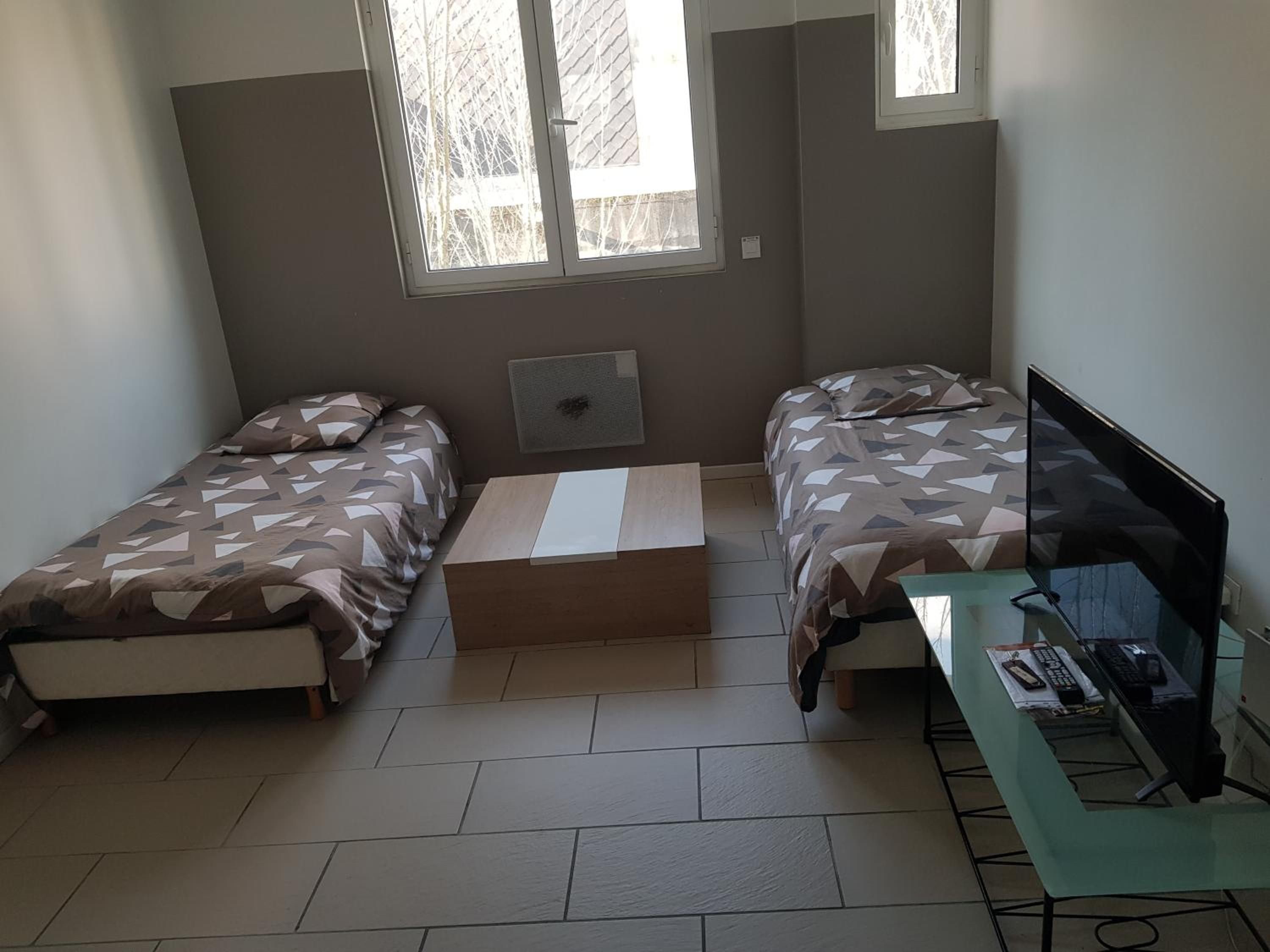 Apartment - Photo 2