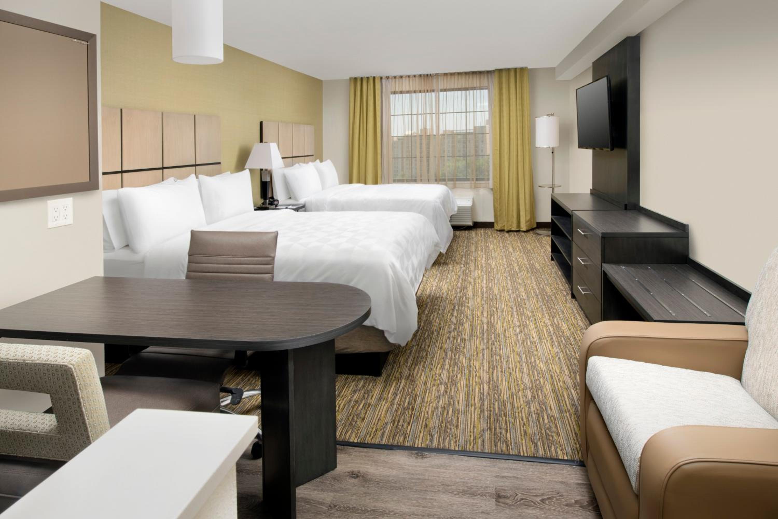 Studio Suite with Two Queen Beds - Photo 1