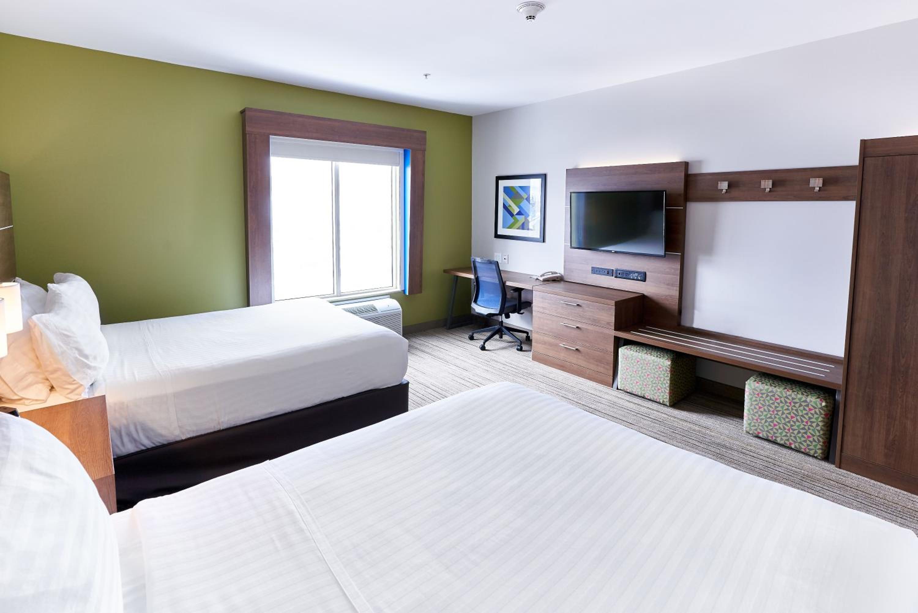 Queen Room with Two Queen Beds - Disability Access/Non-Smoking - Photo 1