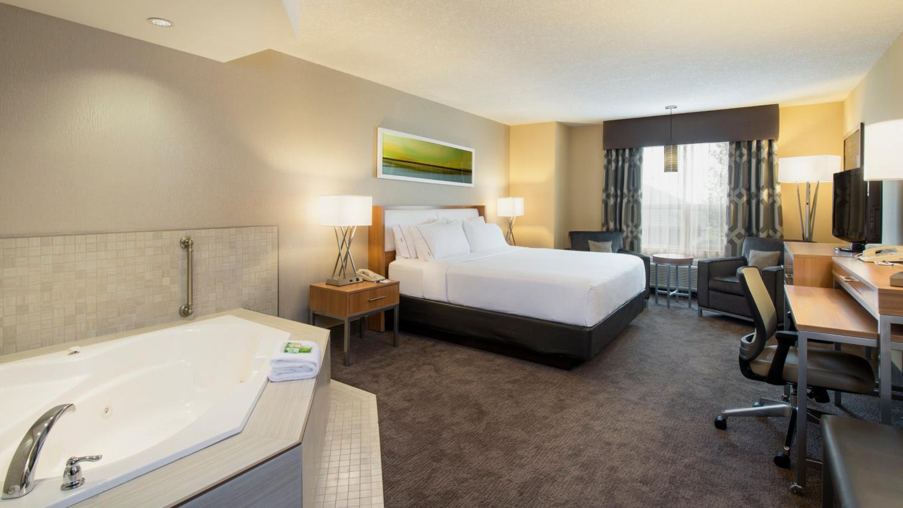 Executive King Room - Photo 3