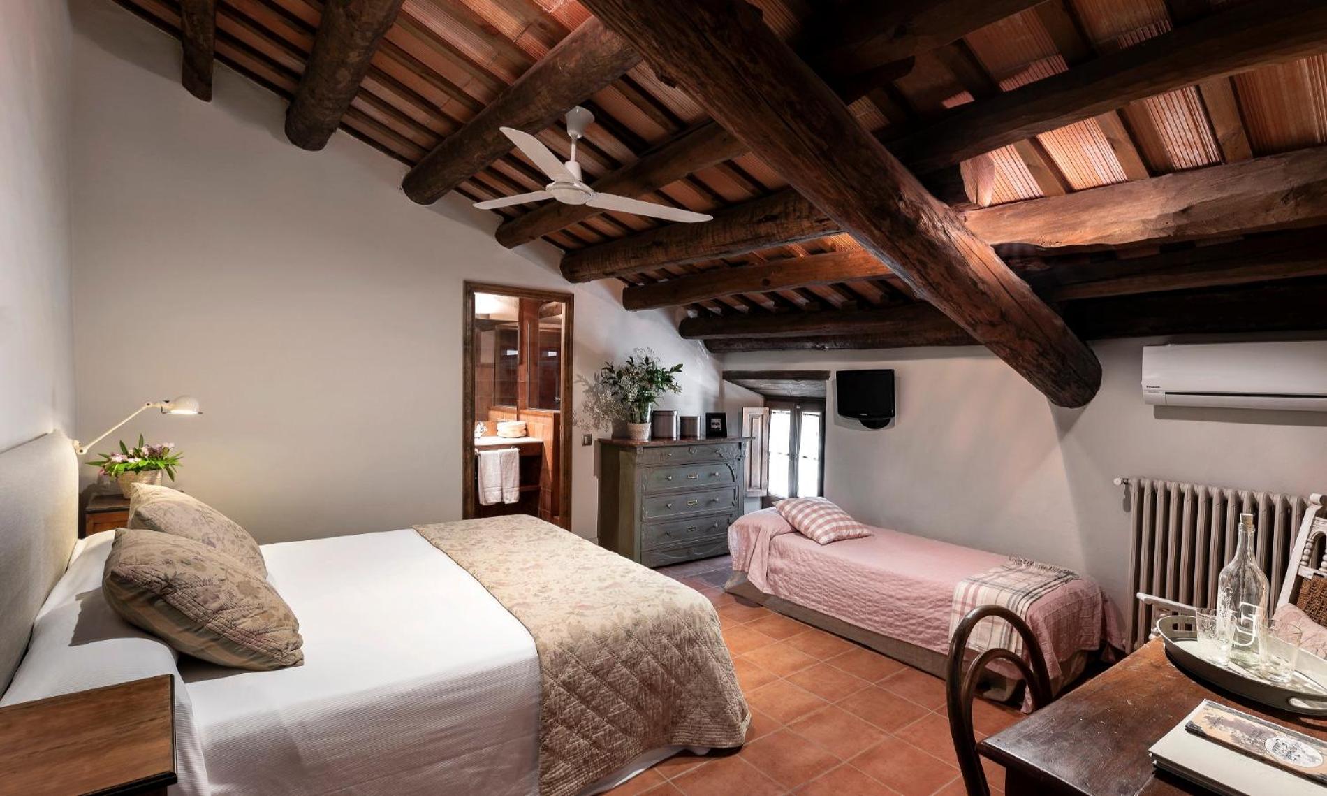 Habitación Doble con cama extra.