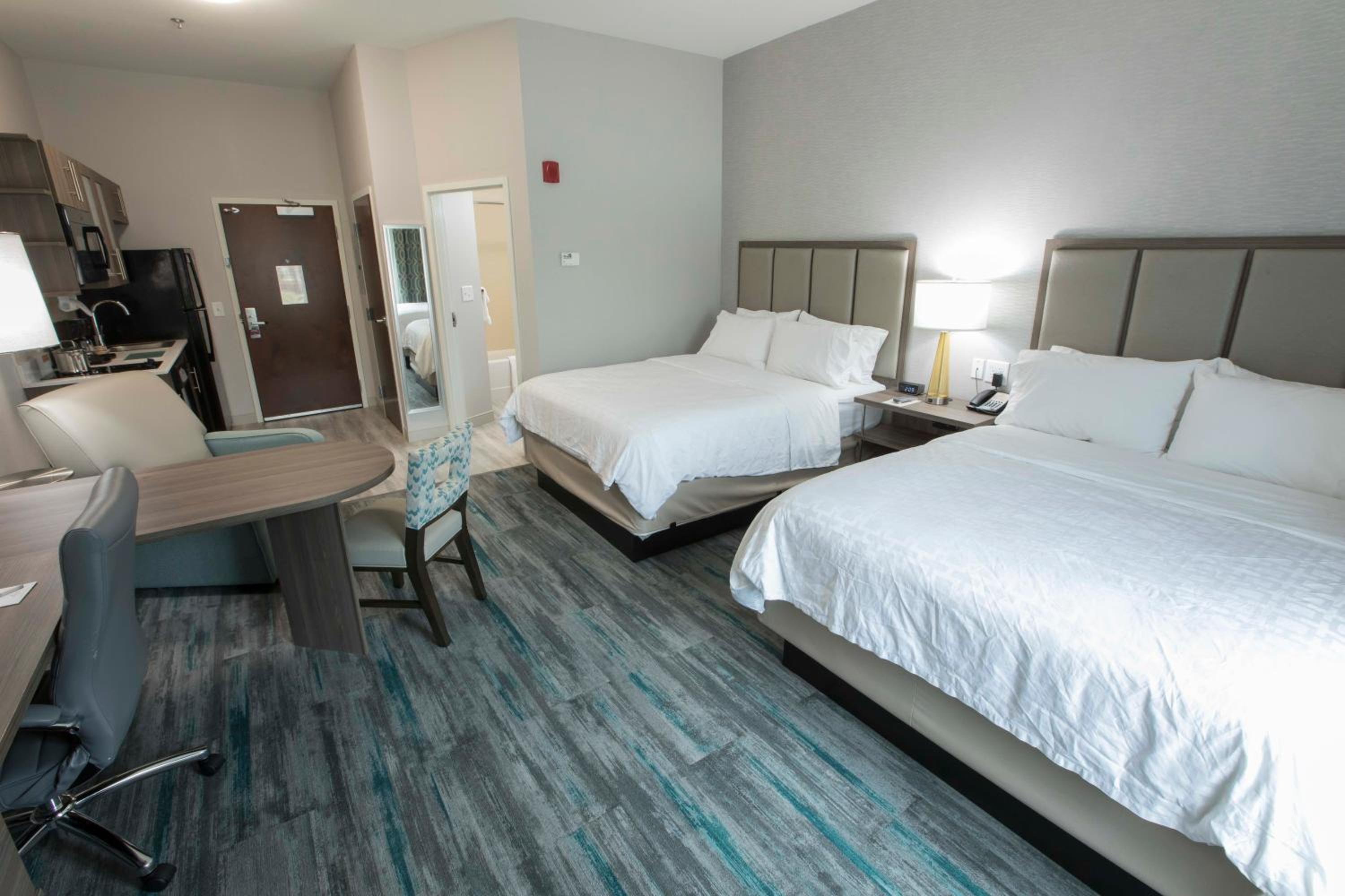Queen Studio with Two Queen Beds - Hearing Accessible - Non-Smoking