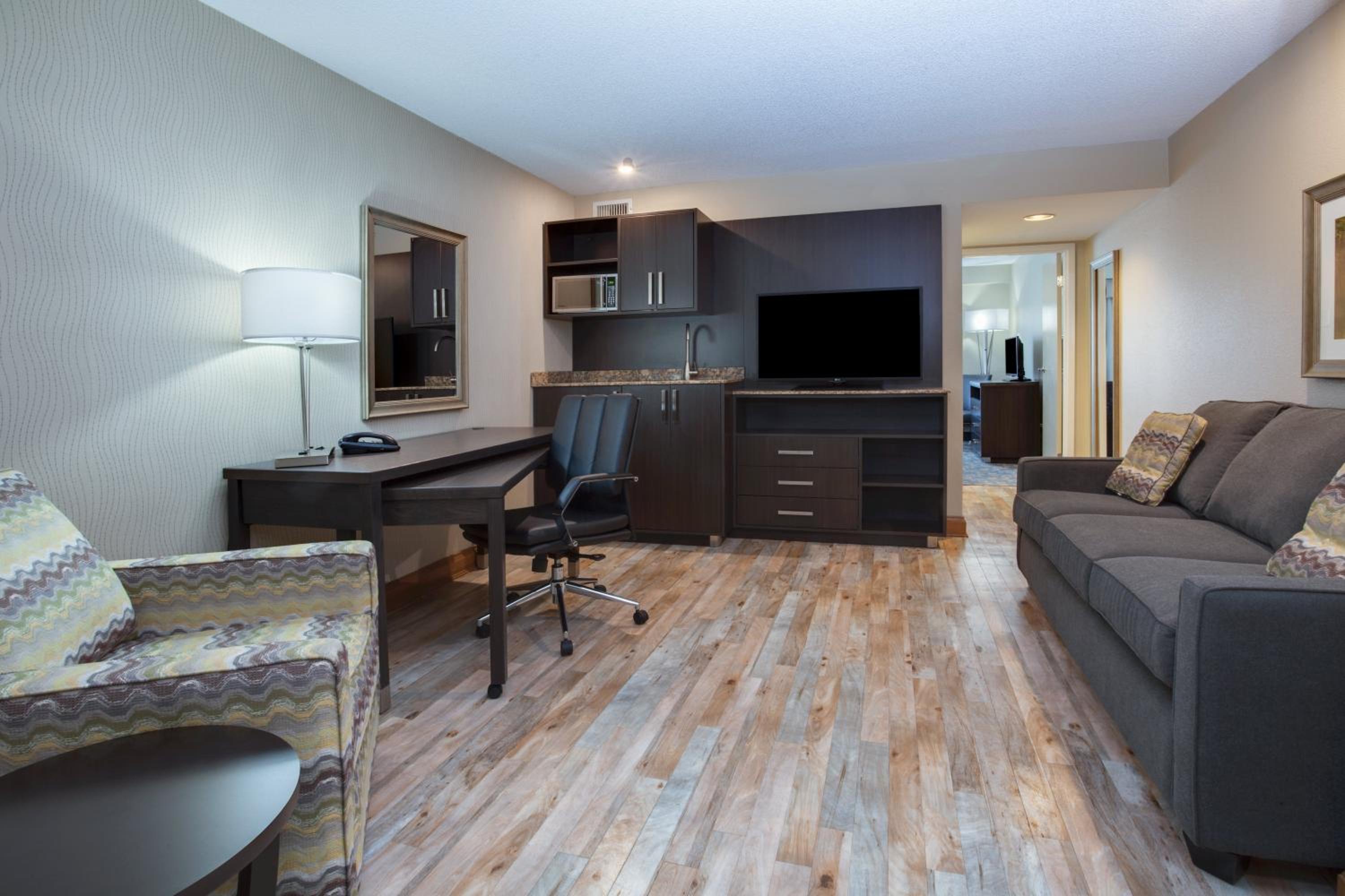 King Suite with Sofa Bed - Photo 3