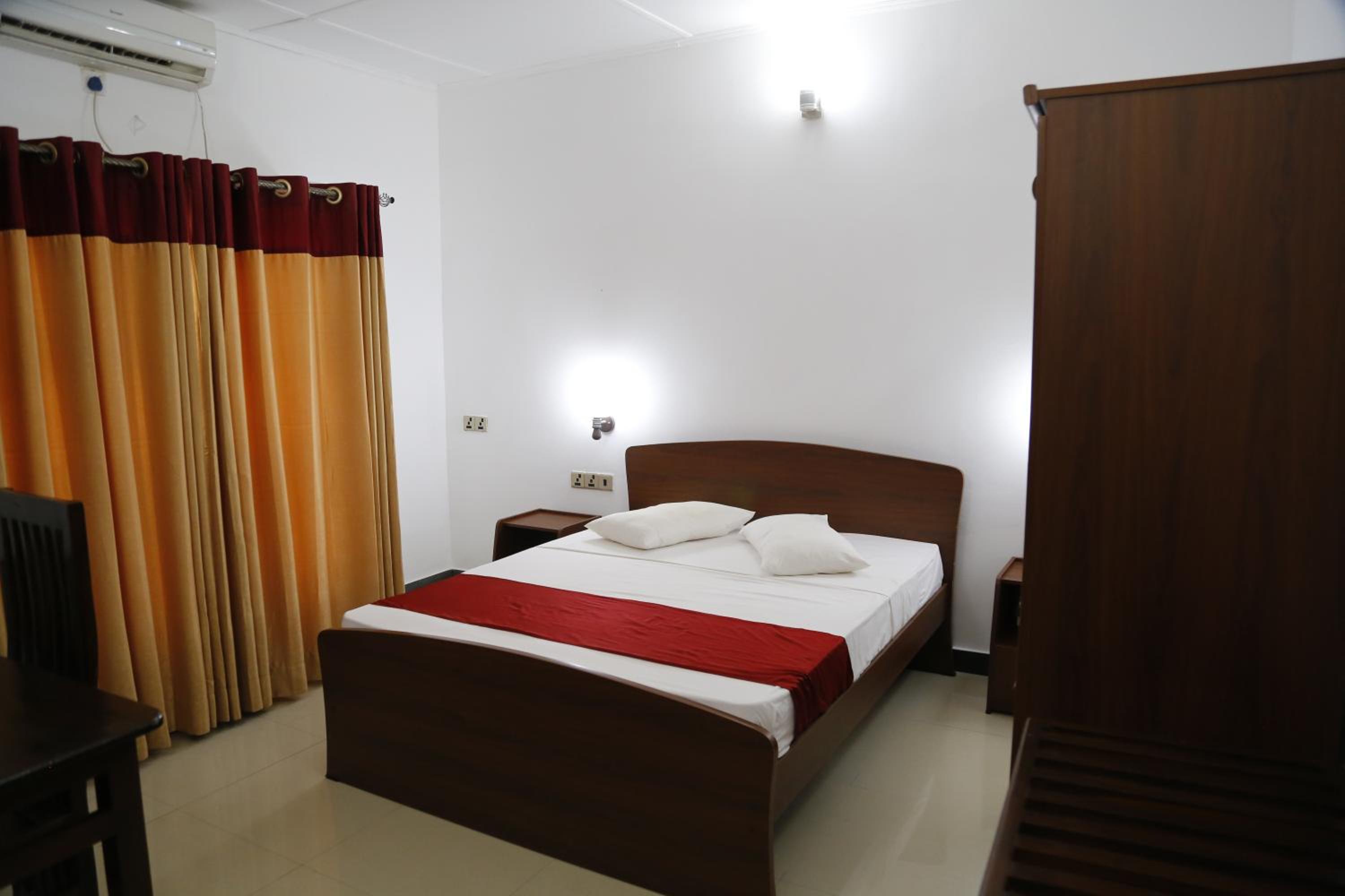 Deluxe Single Room