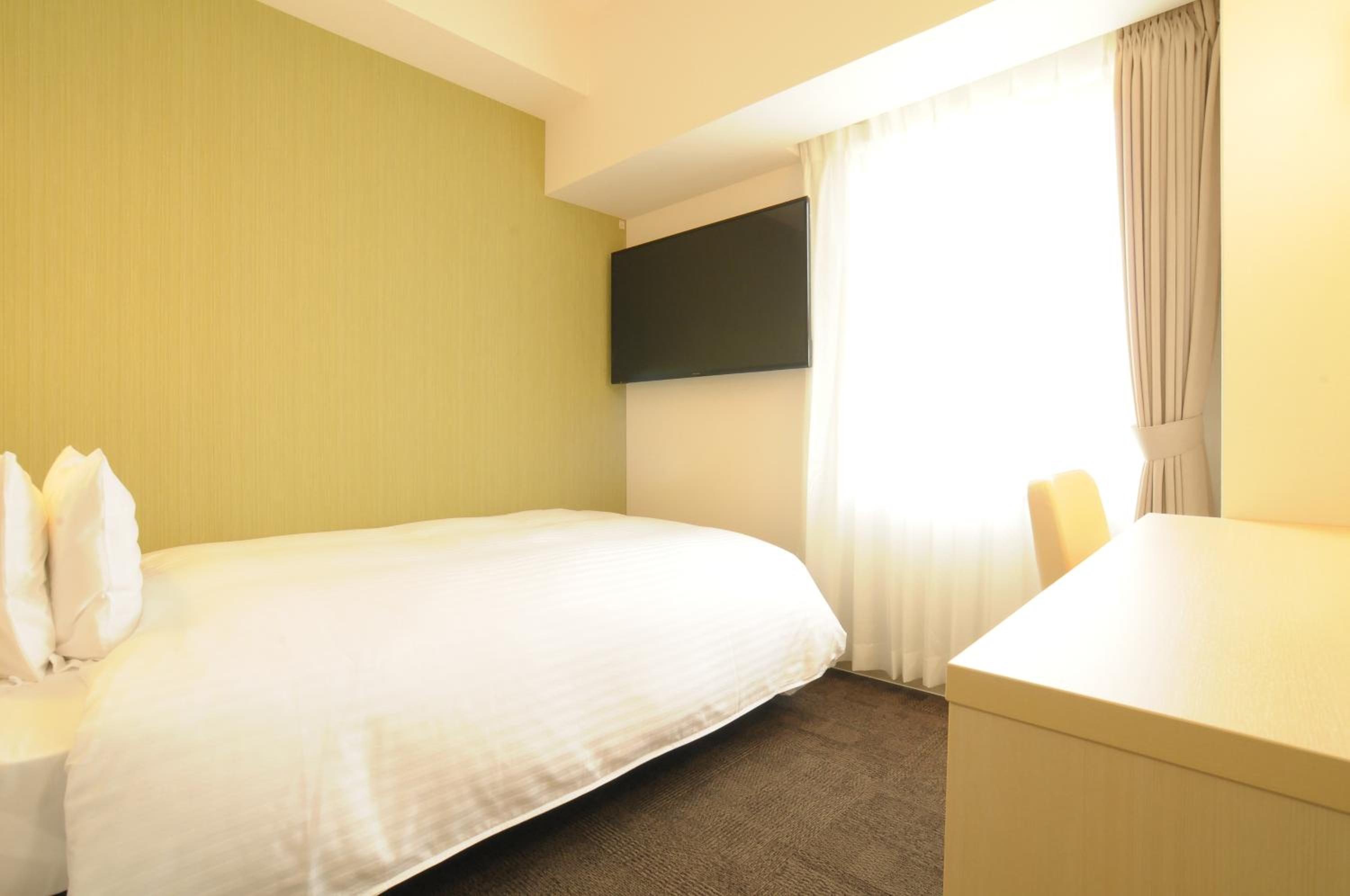 Single Room A - Non-Smoking - Photo 1