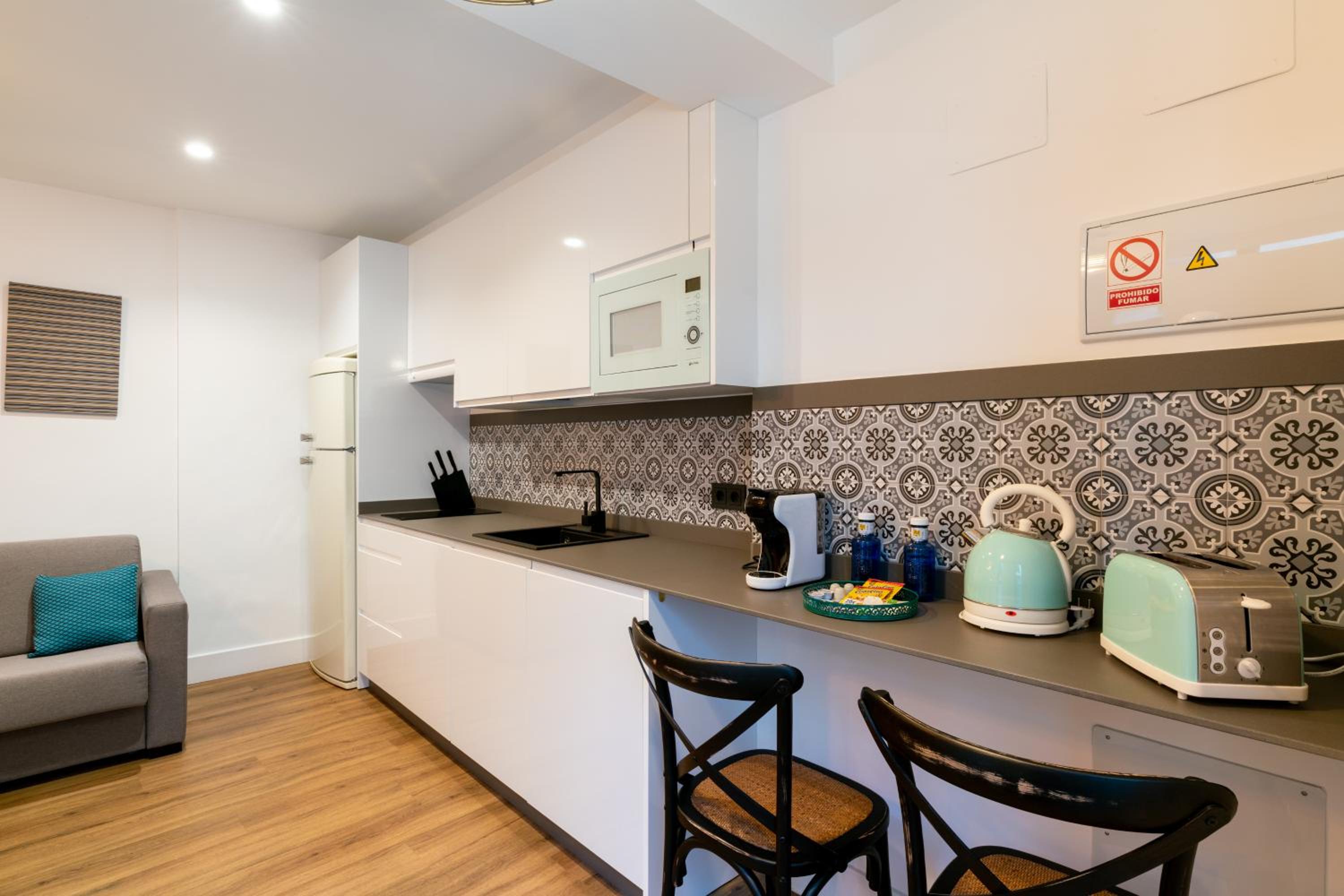 Standard Apartment - Photo 15