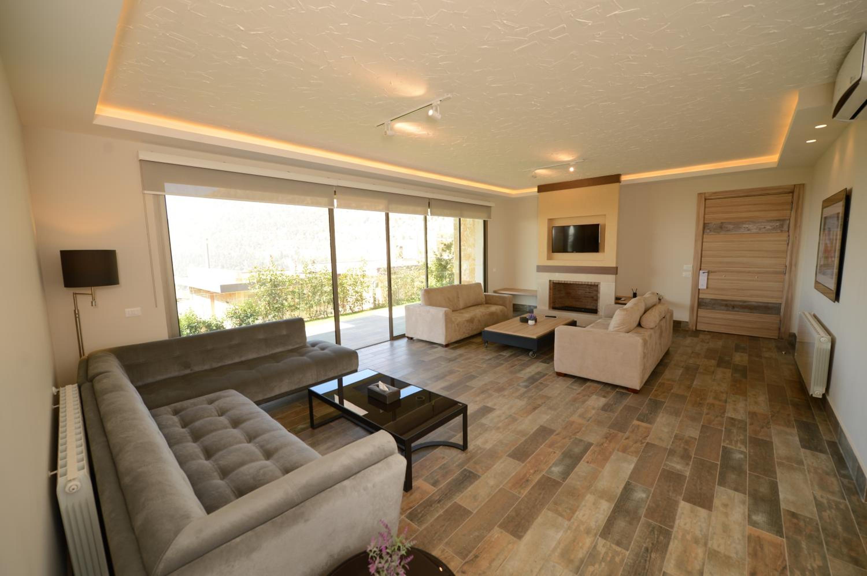Premier Chalet