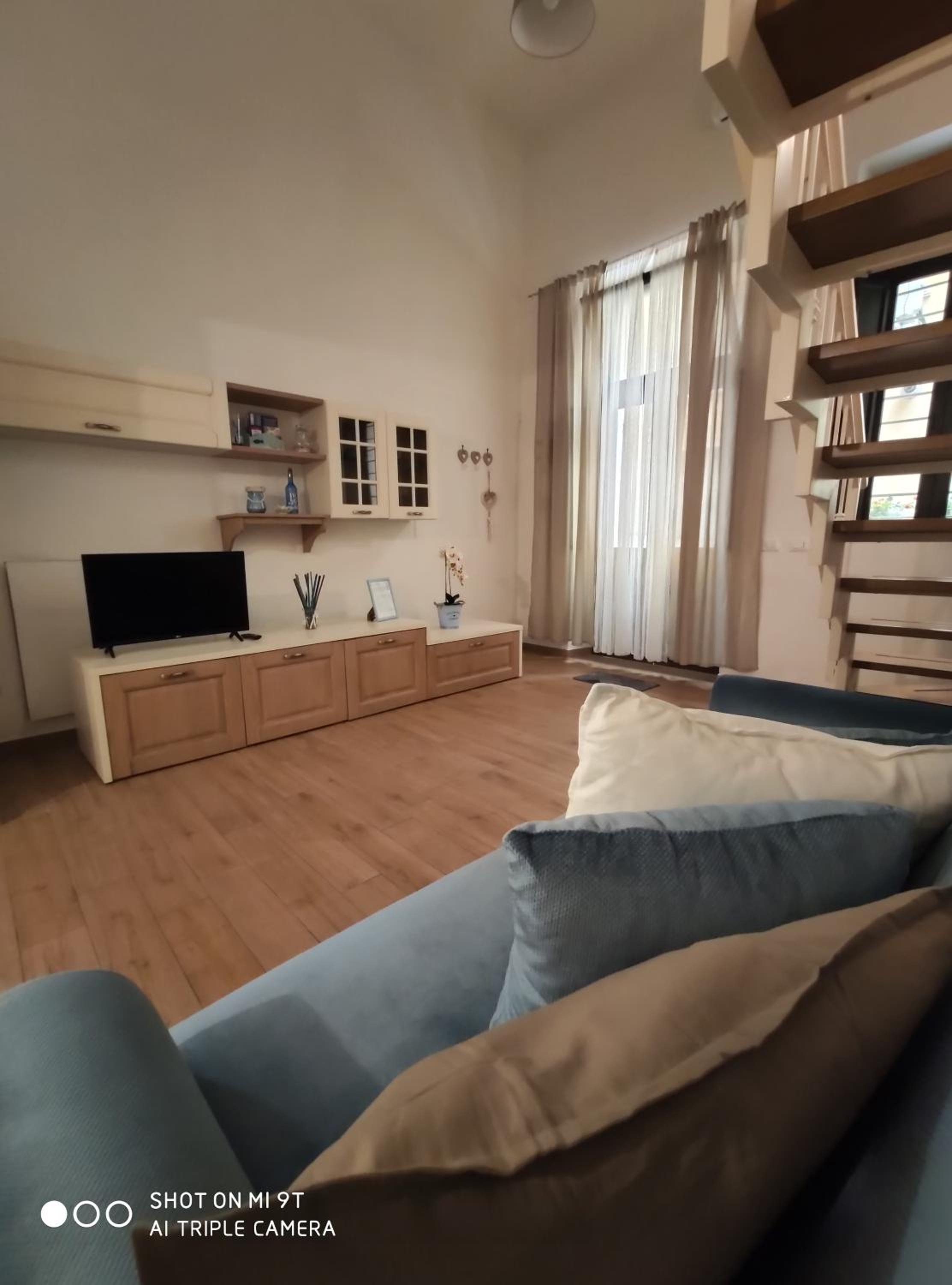 One-Bedroom Apartment - Photo 38