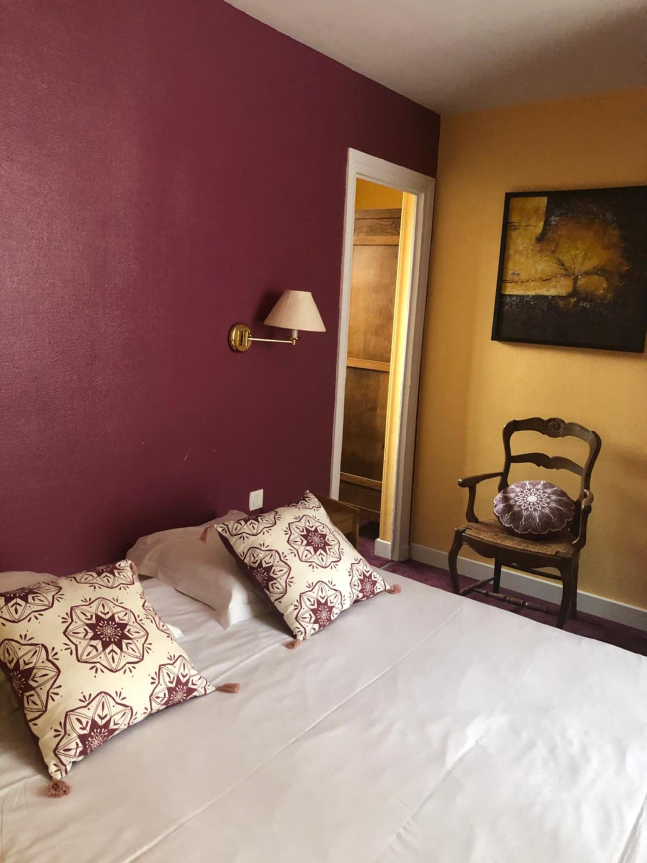 Double Room - Photo 5