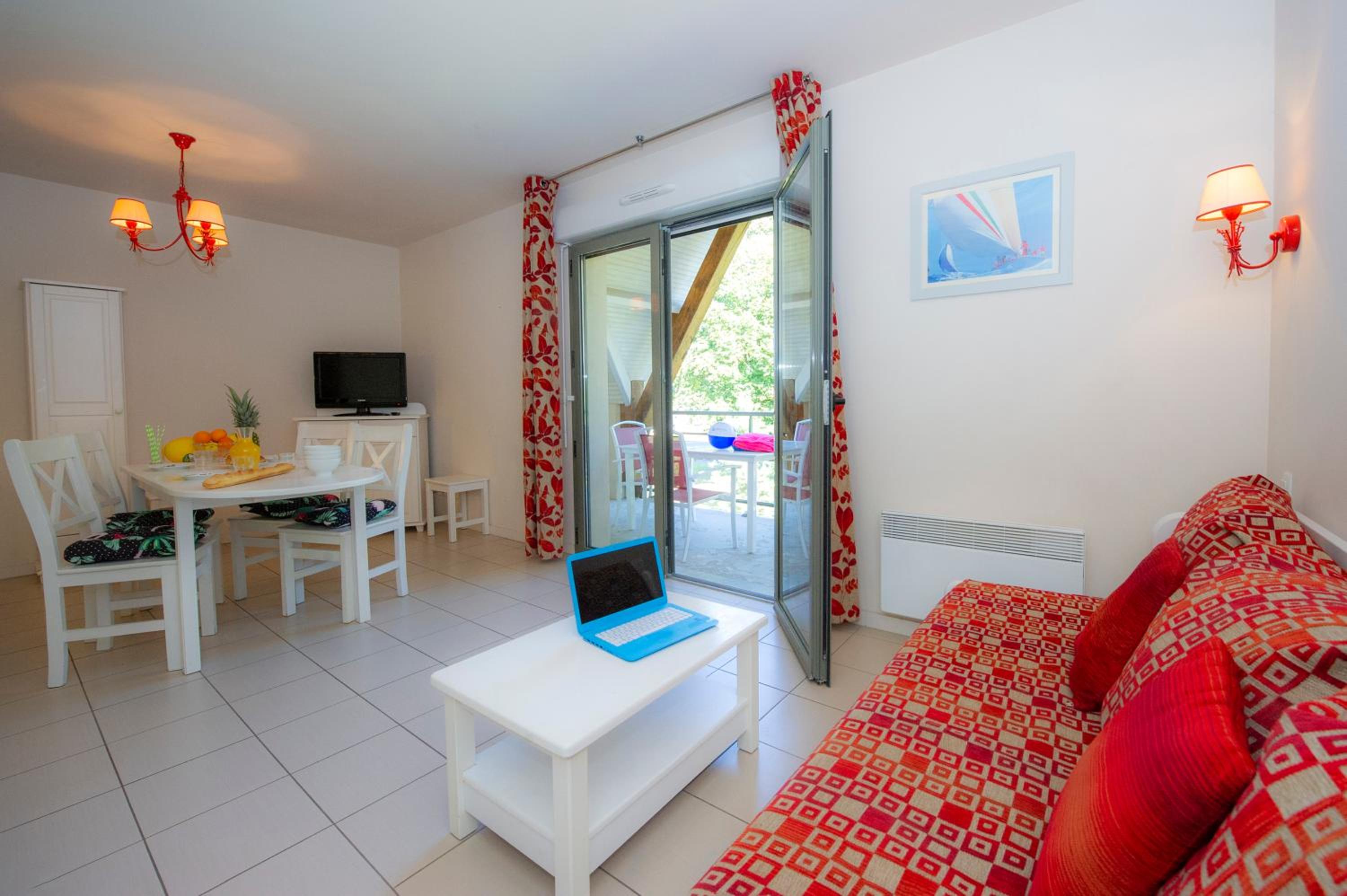 Apartment (5 Adults) - Photo 7