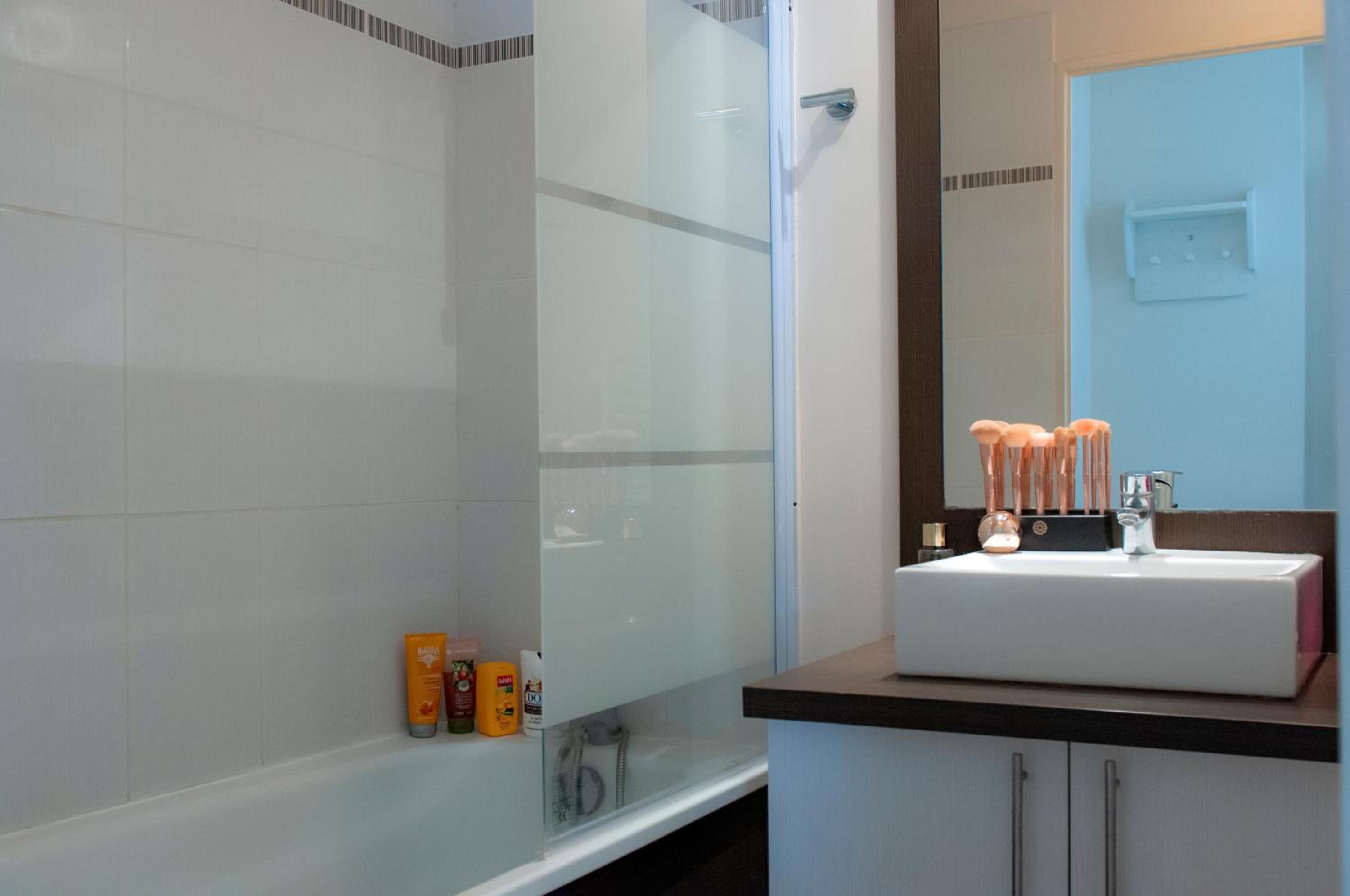 Apartment (5 Adults) - Photo 6