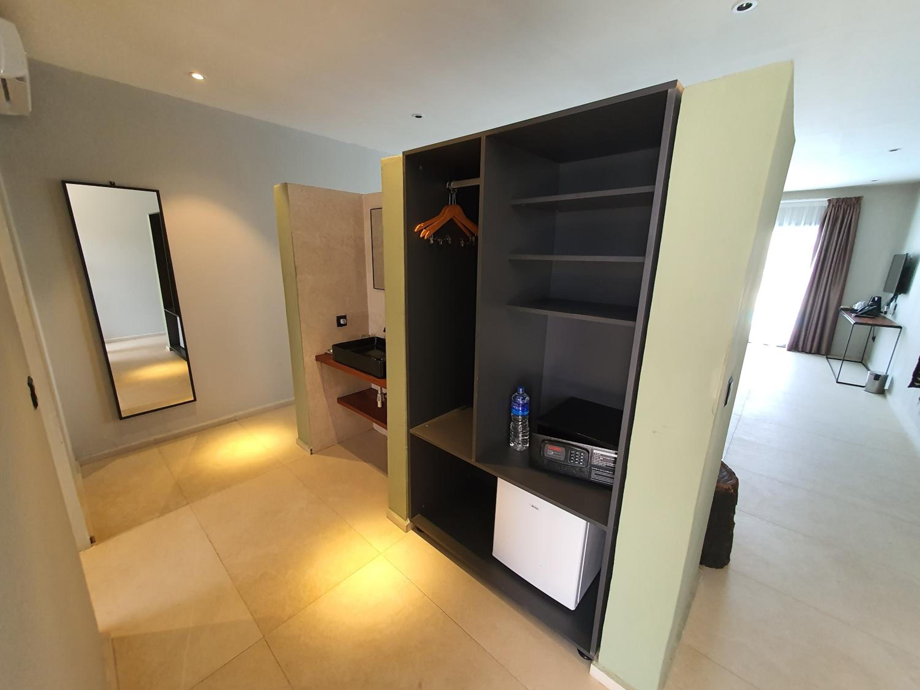 Double Room with Garden View - Photo 29