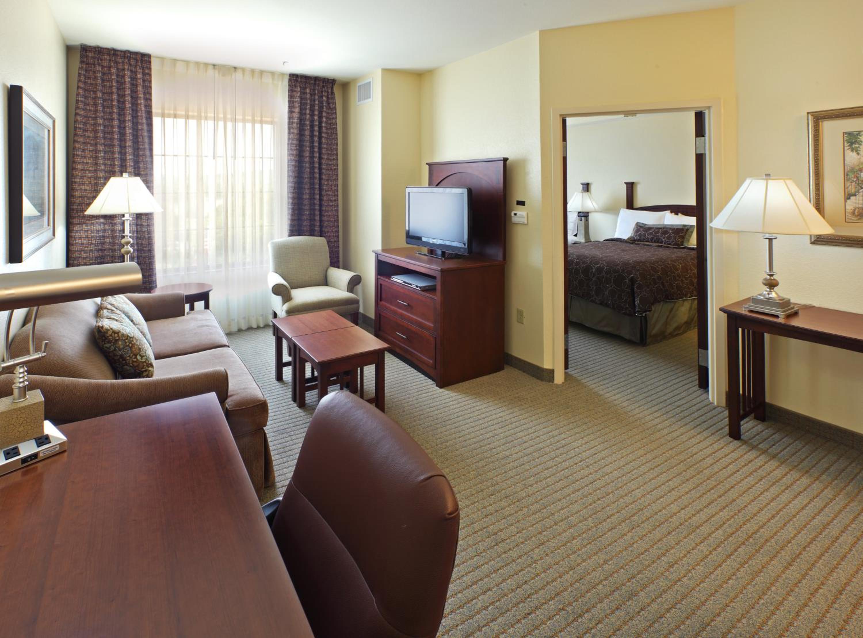 One-Bedroom Suite photo 2
