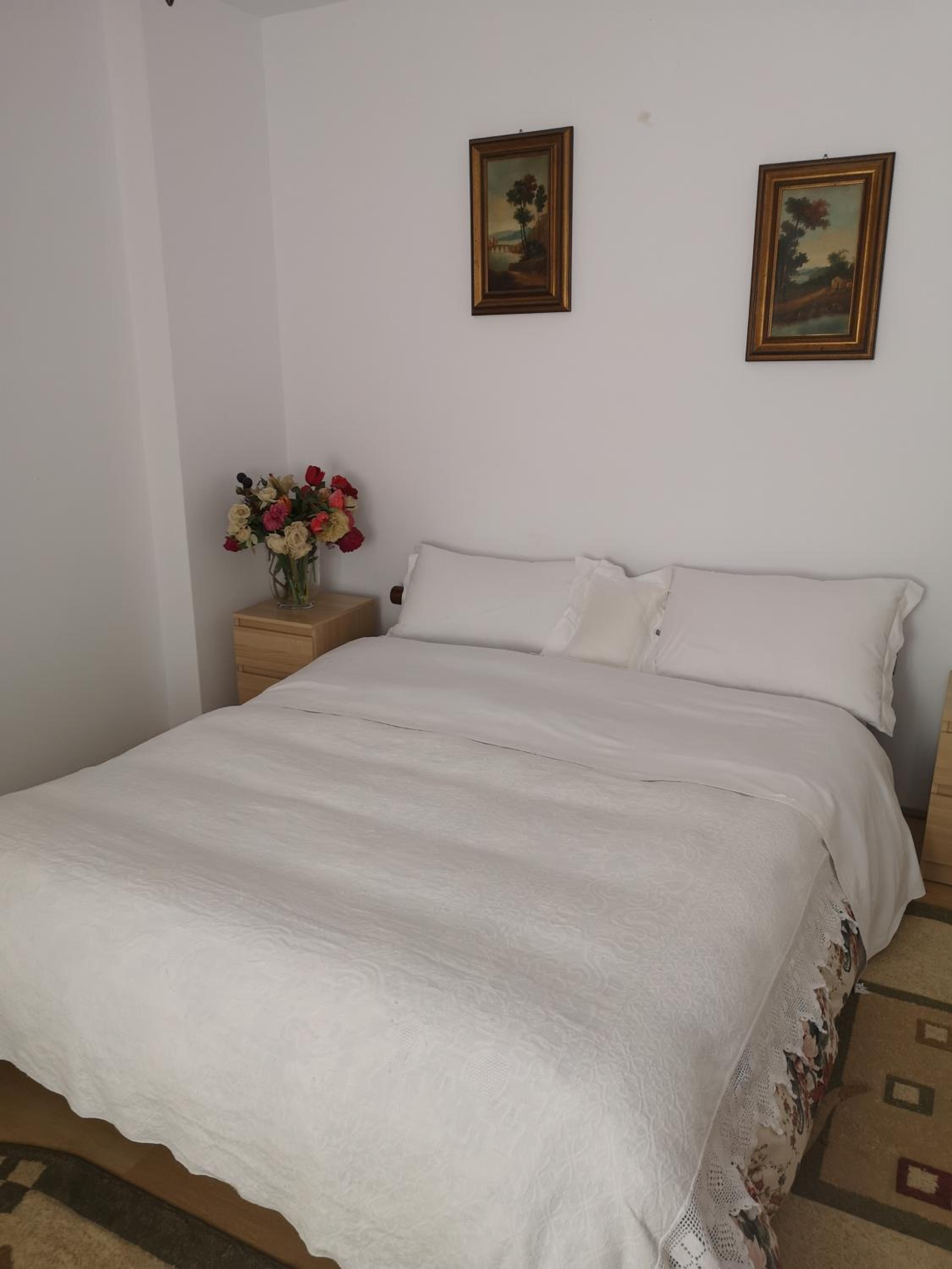 Standard Double Room with Shared Bathroom photo 1