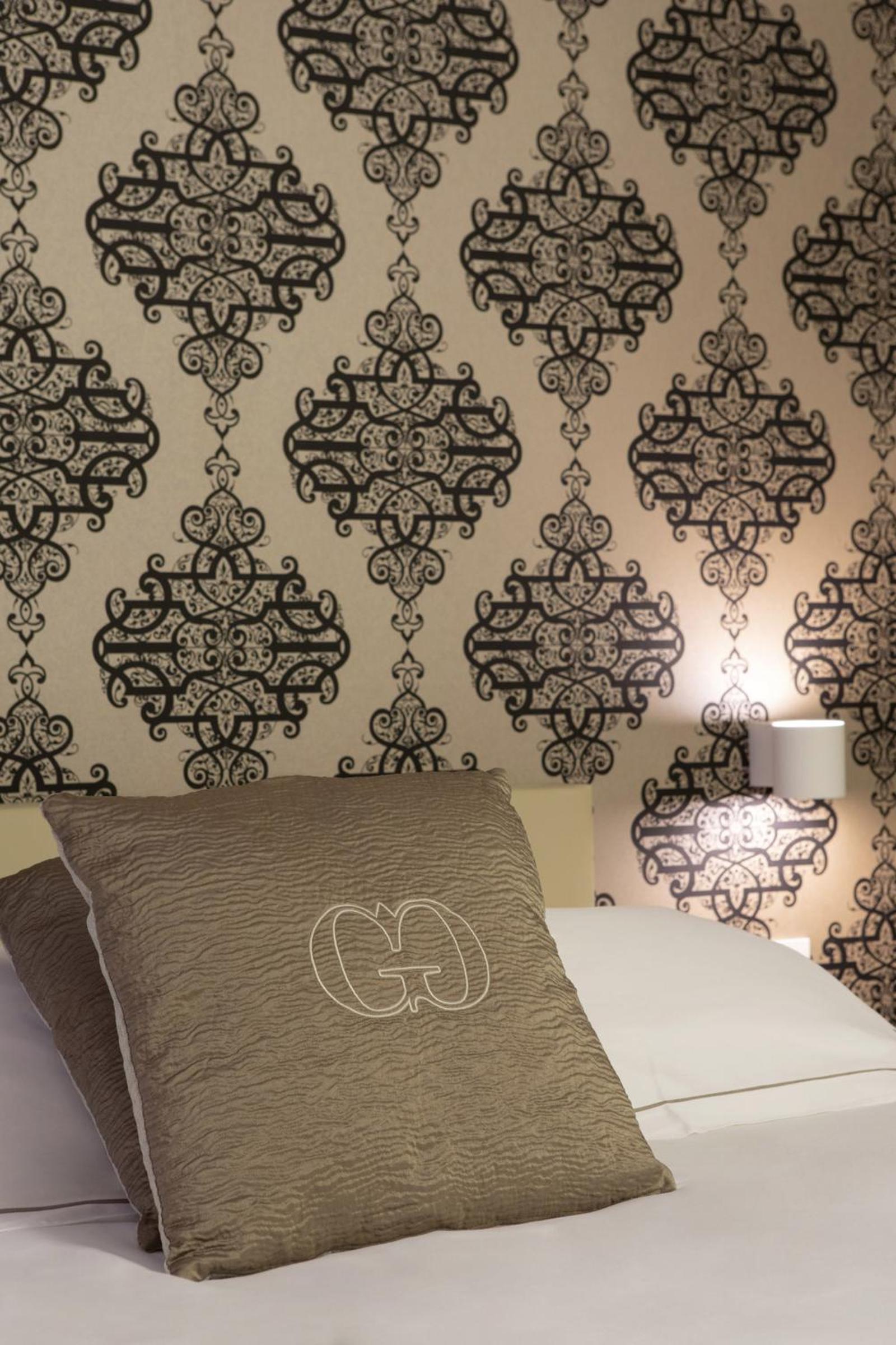 Comfort Double Room thumbnail 5