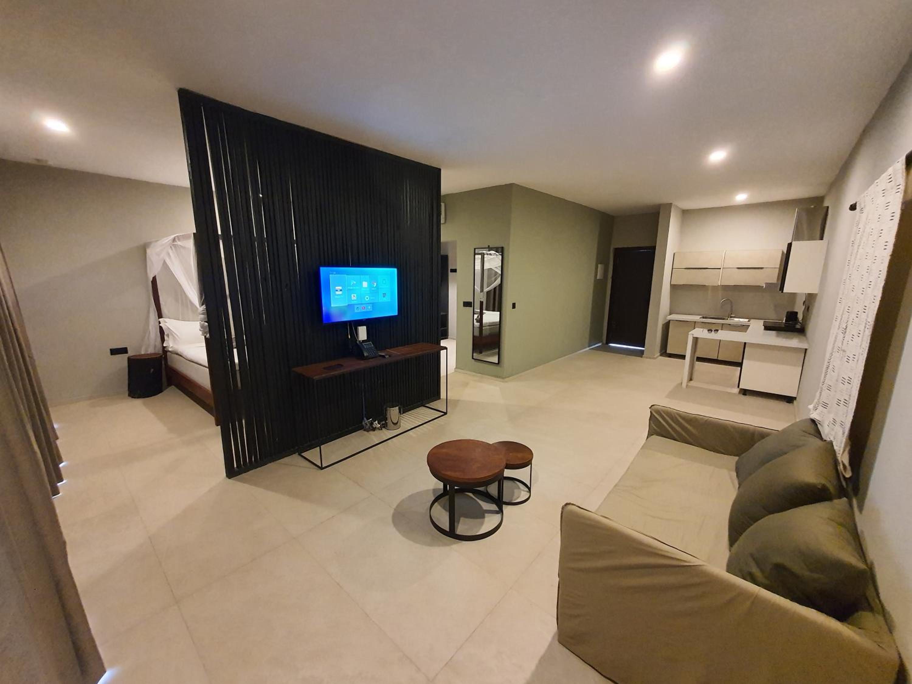 Villa with Sea View - Photo 4