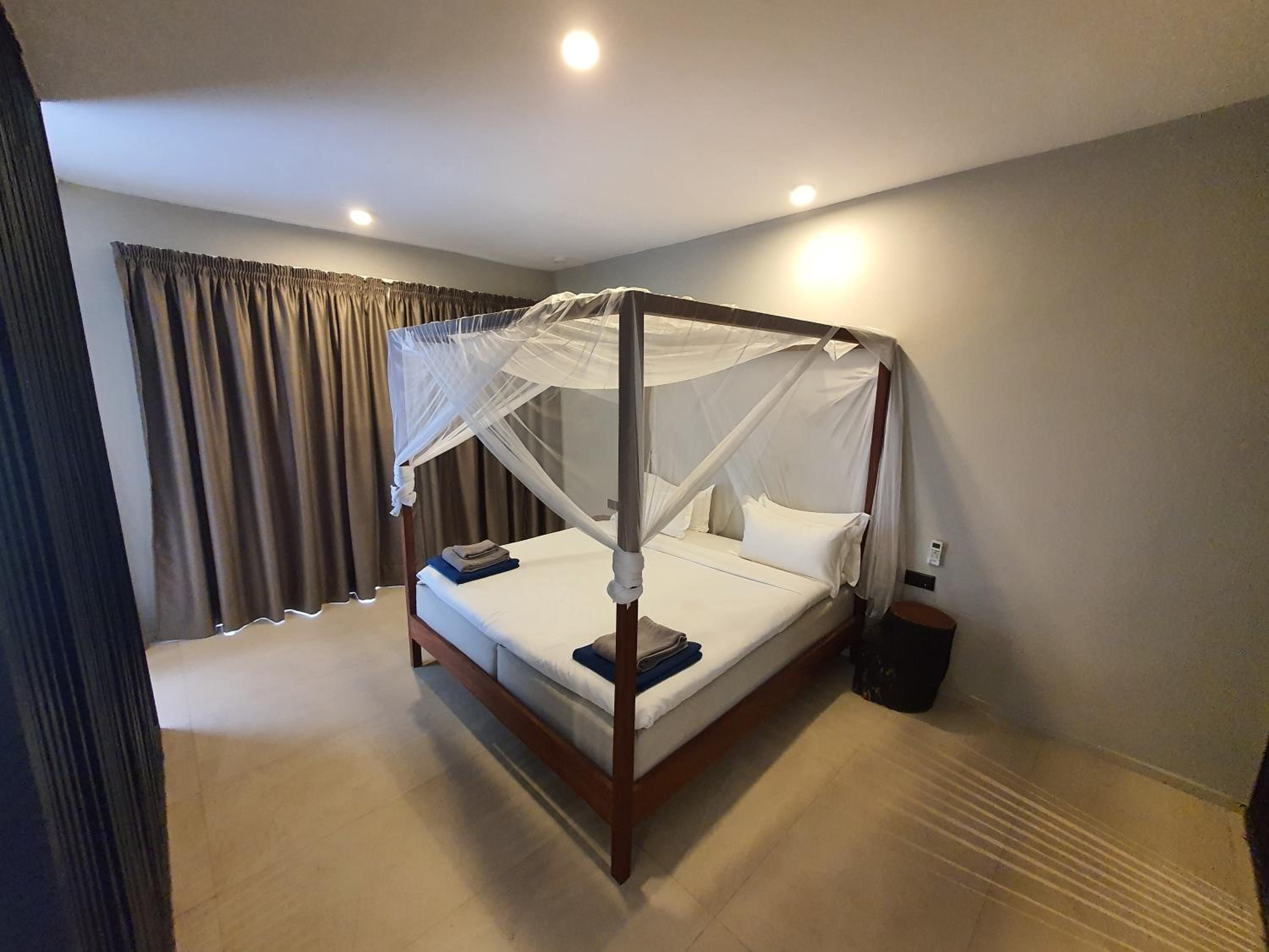 Villa with Sea View - Photo 11