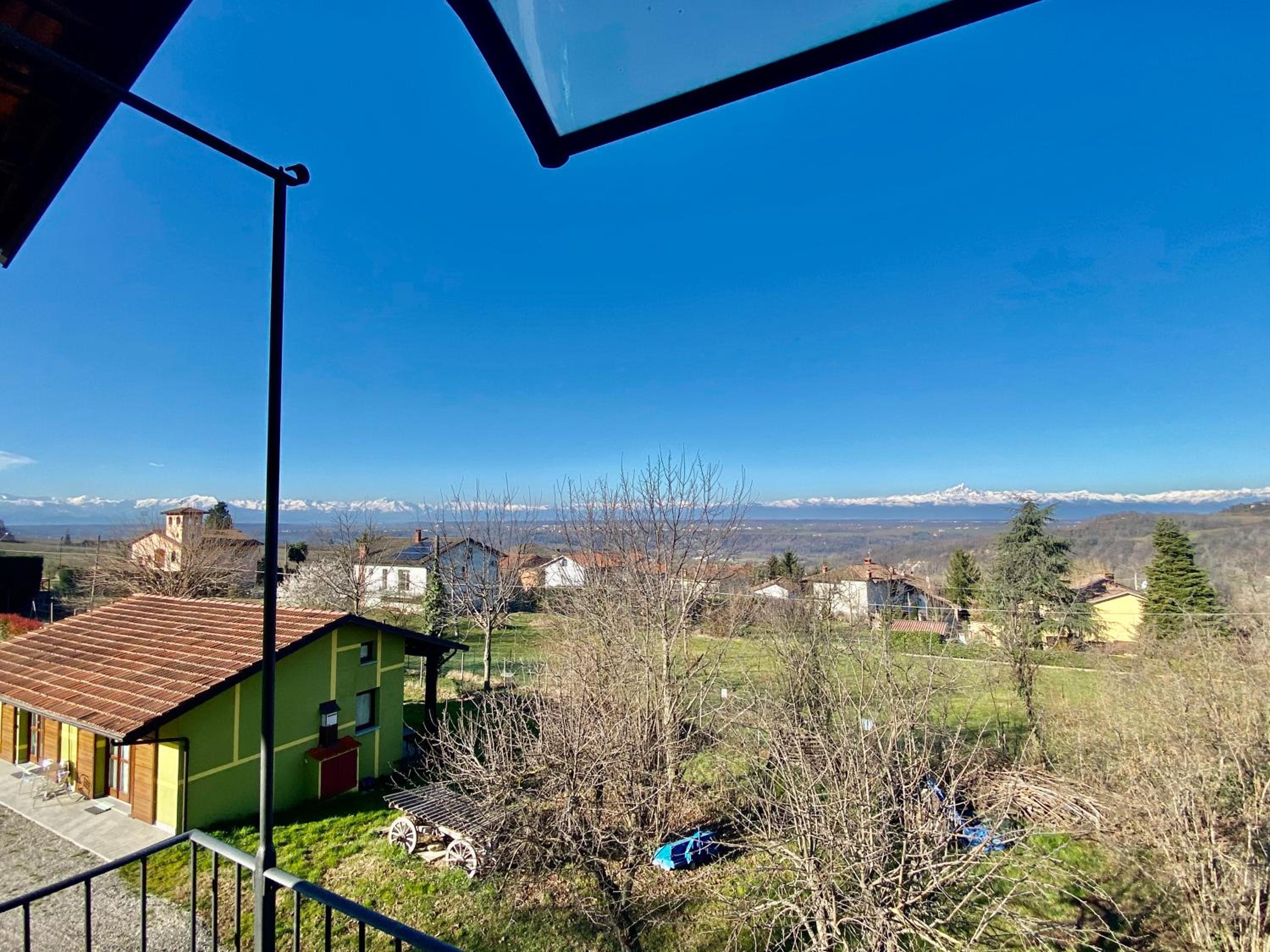 One-Bedroom Apartment with Balcony - Photo 16