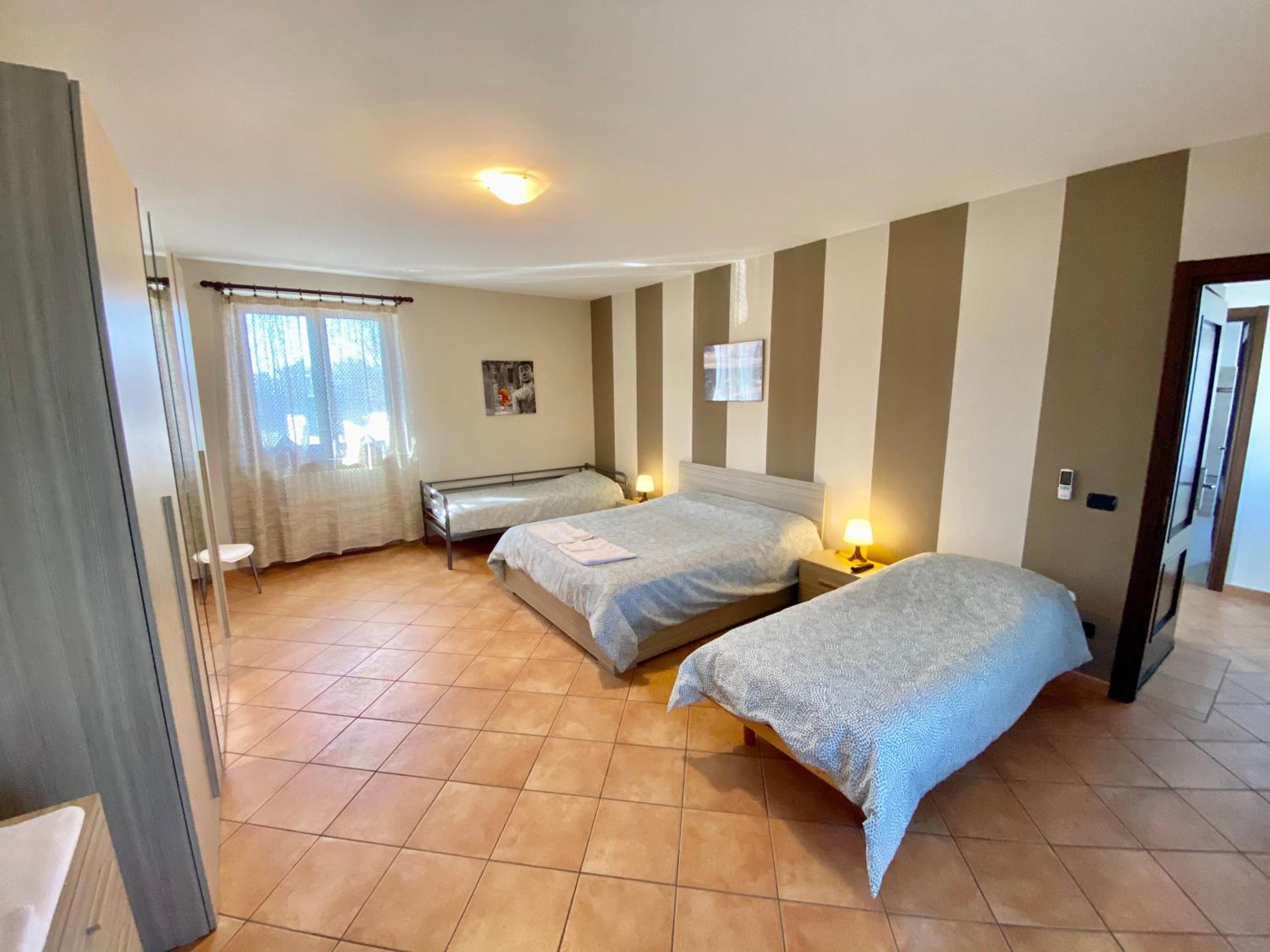 One-Bedroom Apartment with Balcony - Photo 19