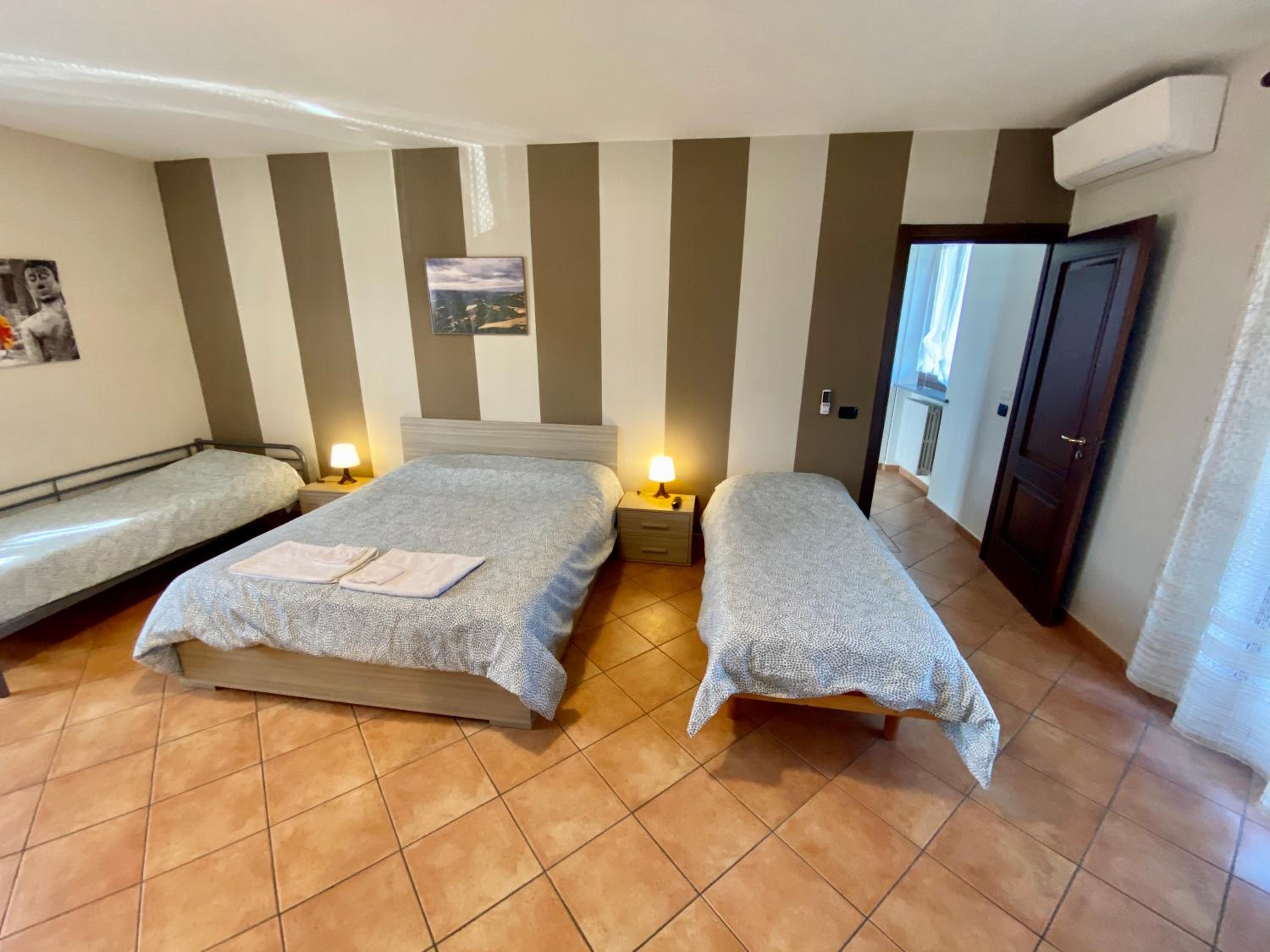 One-Bedroom Apartment with Balcony - Photo 20