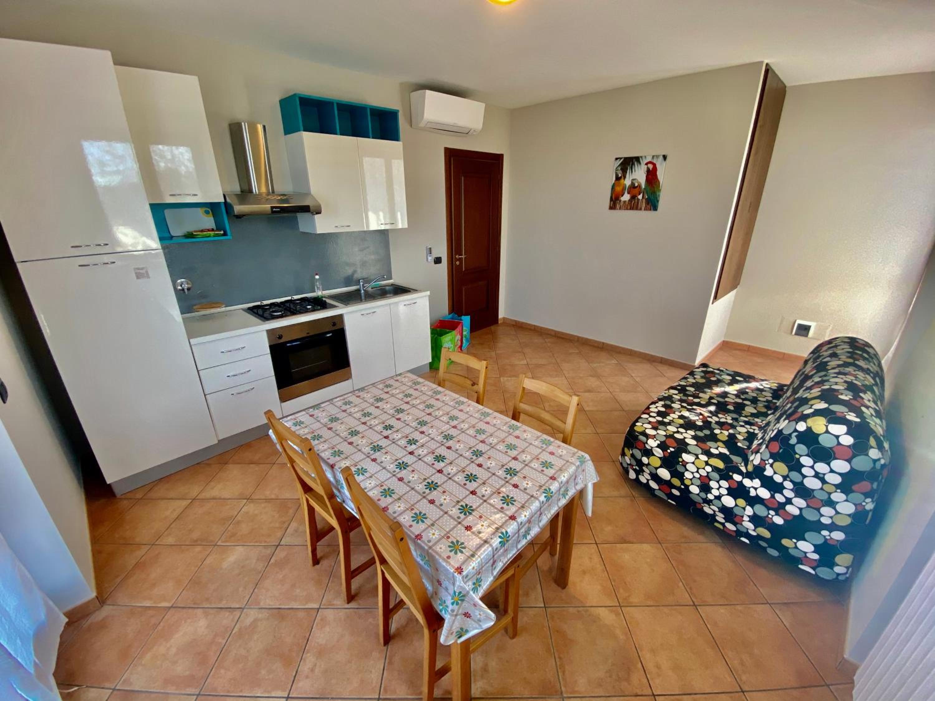 One-Bedroom Apartment with Balcony - Photo 22