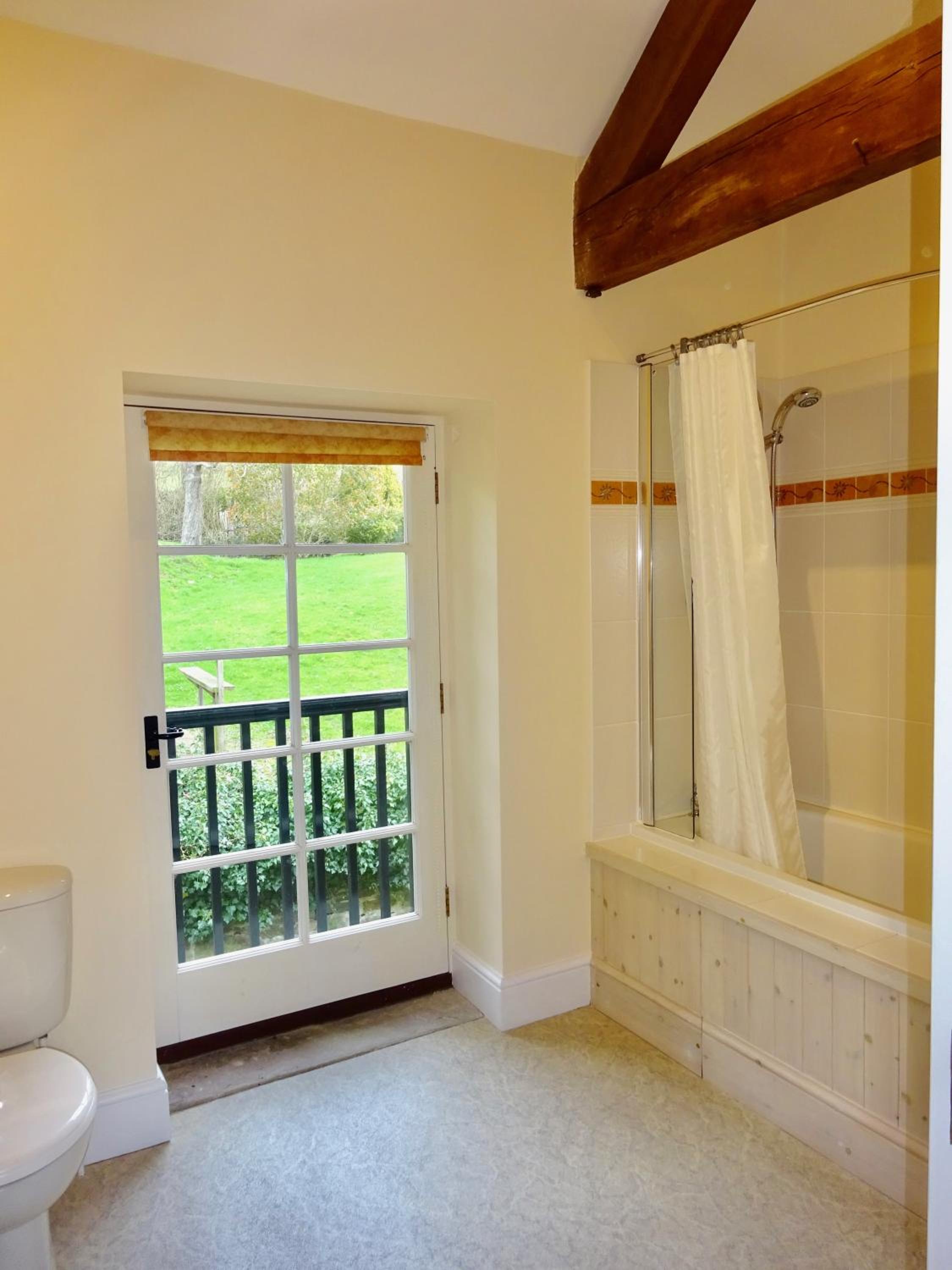 Three-Bedroom House photo 2