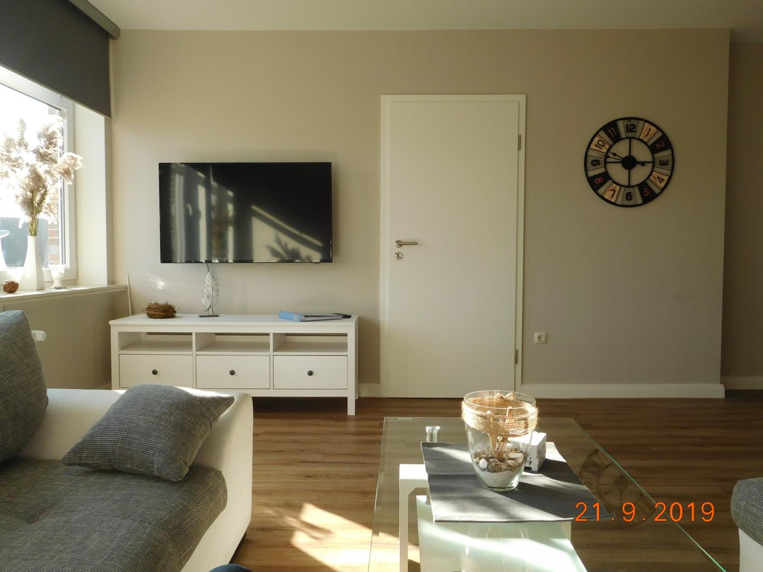 Apartment with Shower photo 1