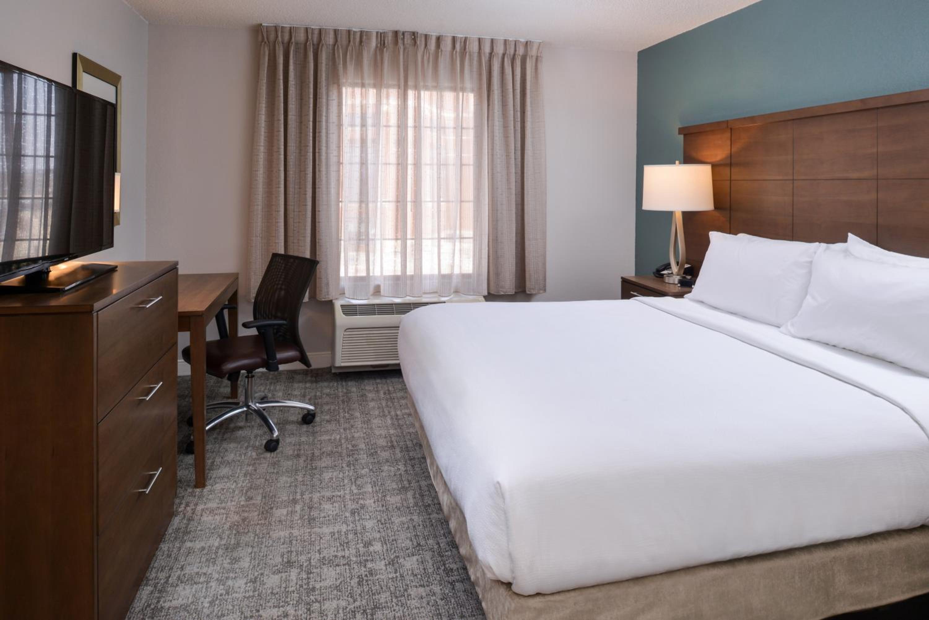Two-Bedroom Suite - Photo 1