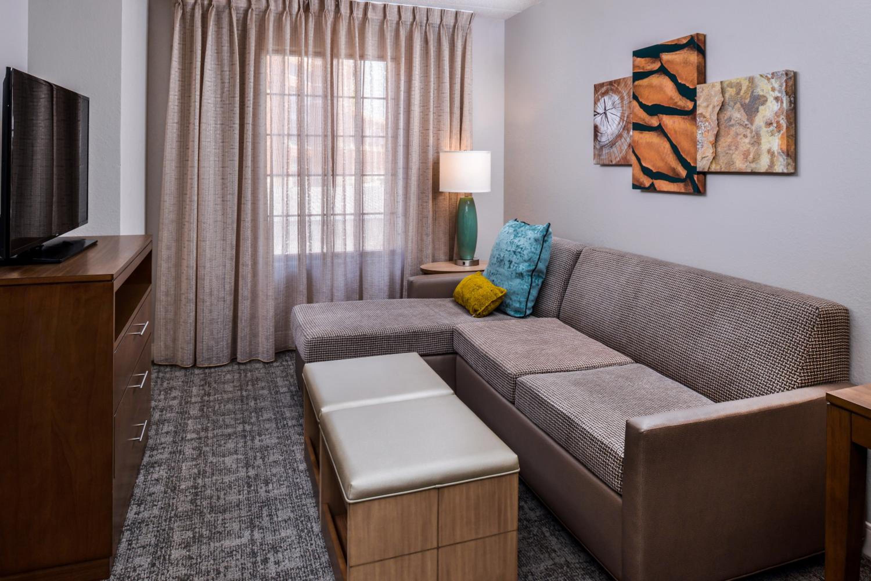 One-Bedroom Suite with Two Double Beds - Photo 3
