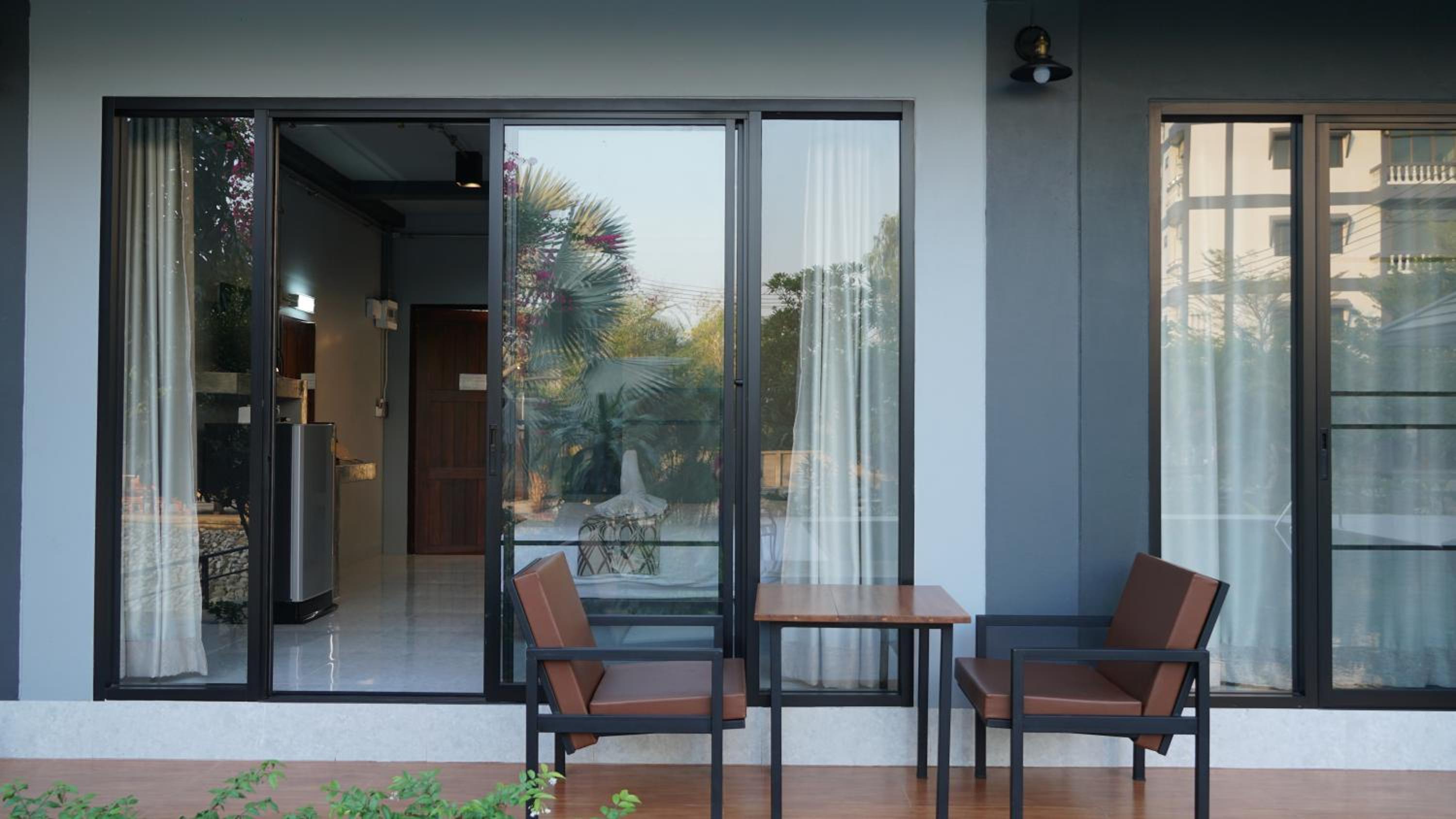 Triple Room with Pool View photo 2