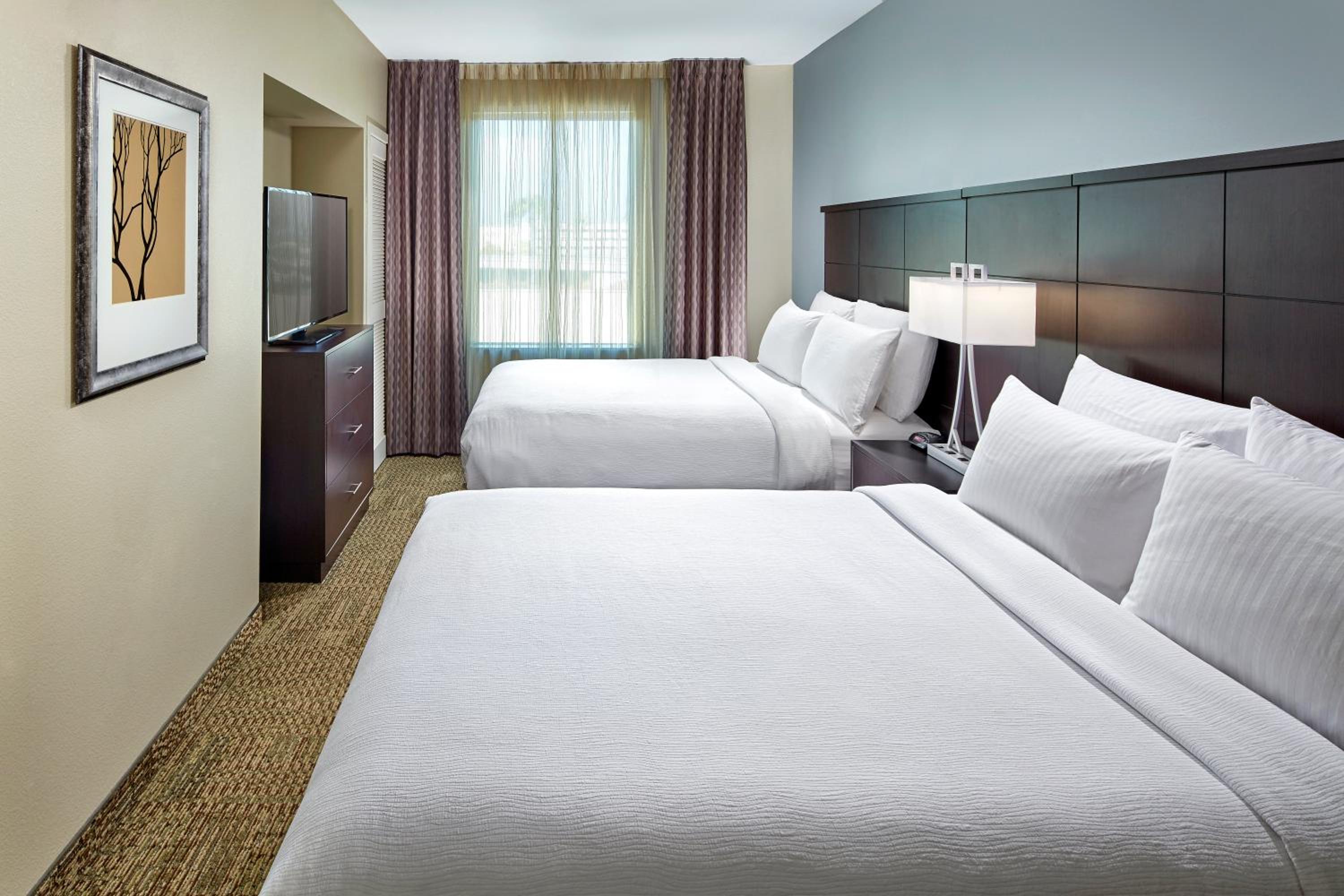 Two-Bedroom Suite photo 1