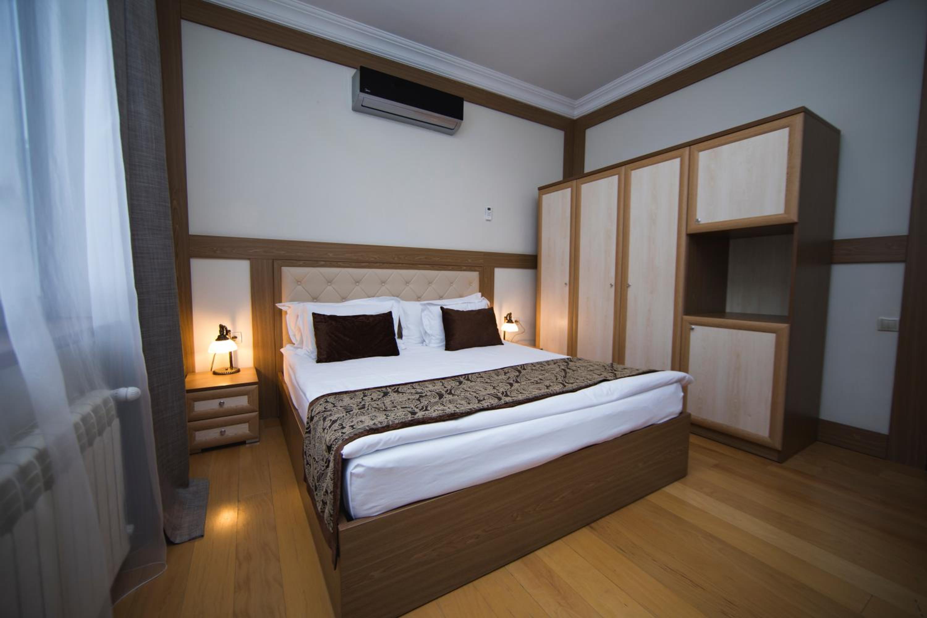 Four-Bedroom Villa photo 1