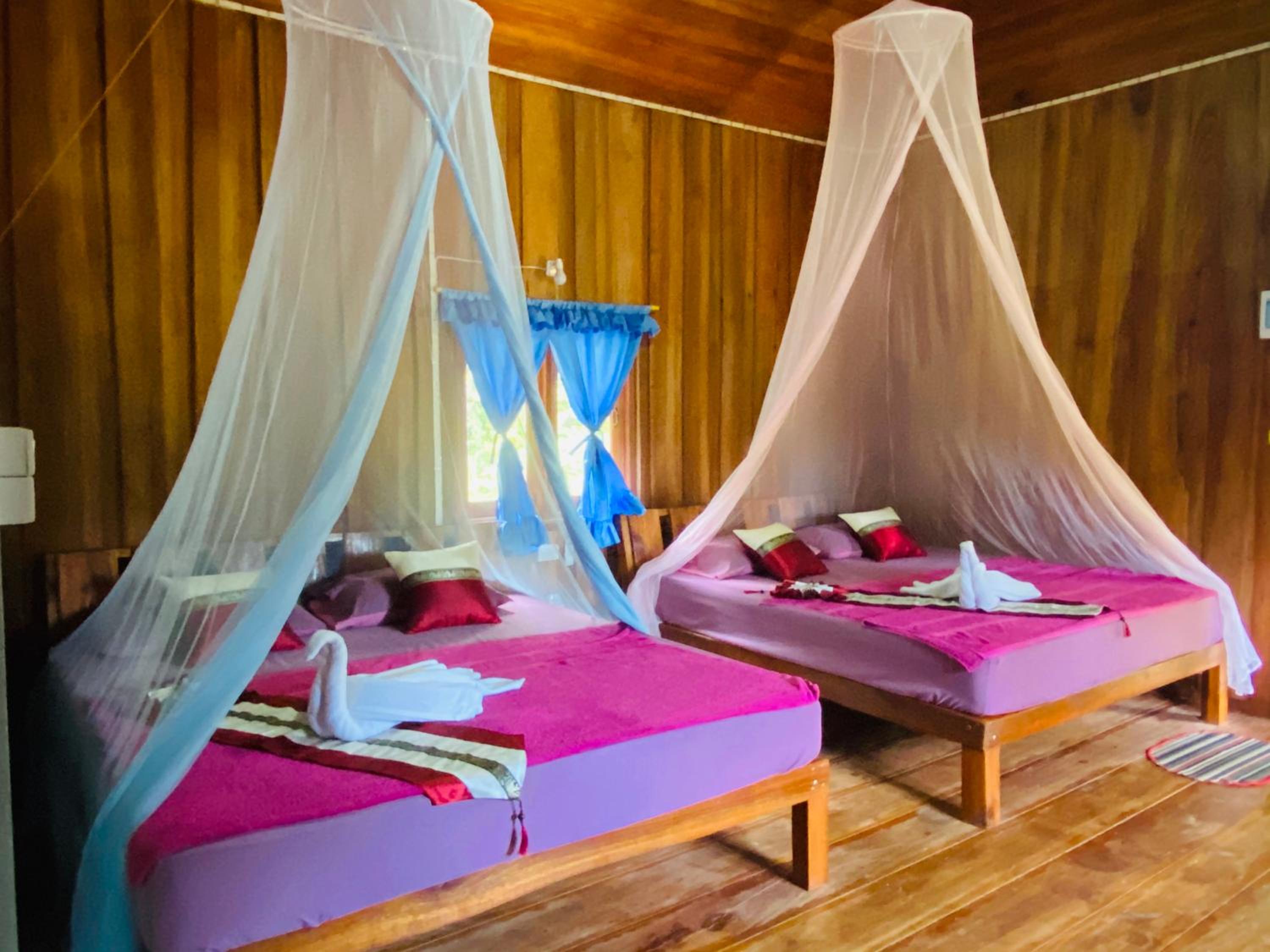 Standard Double or Twin Room with Garden View - Photo 7