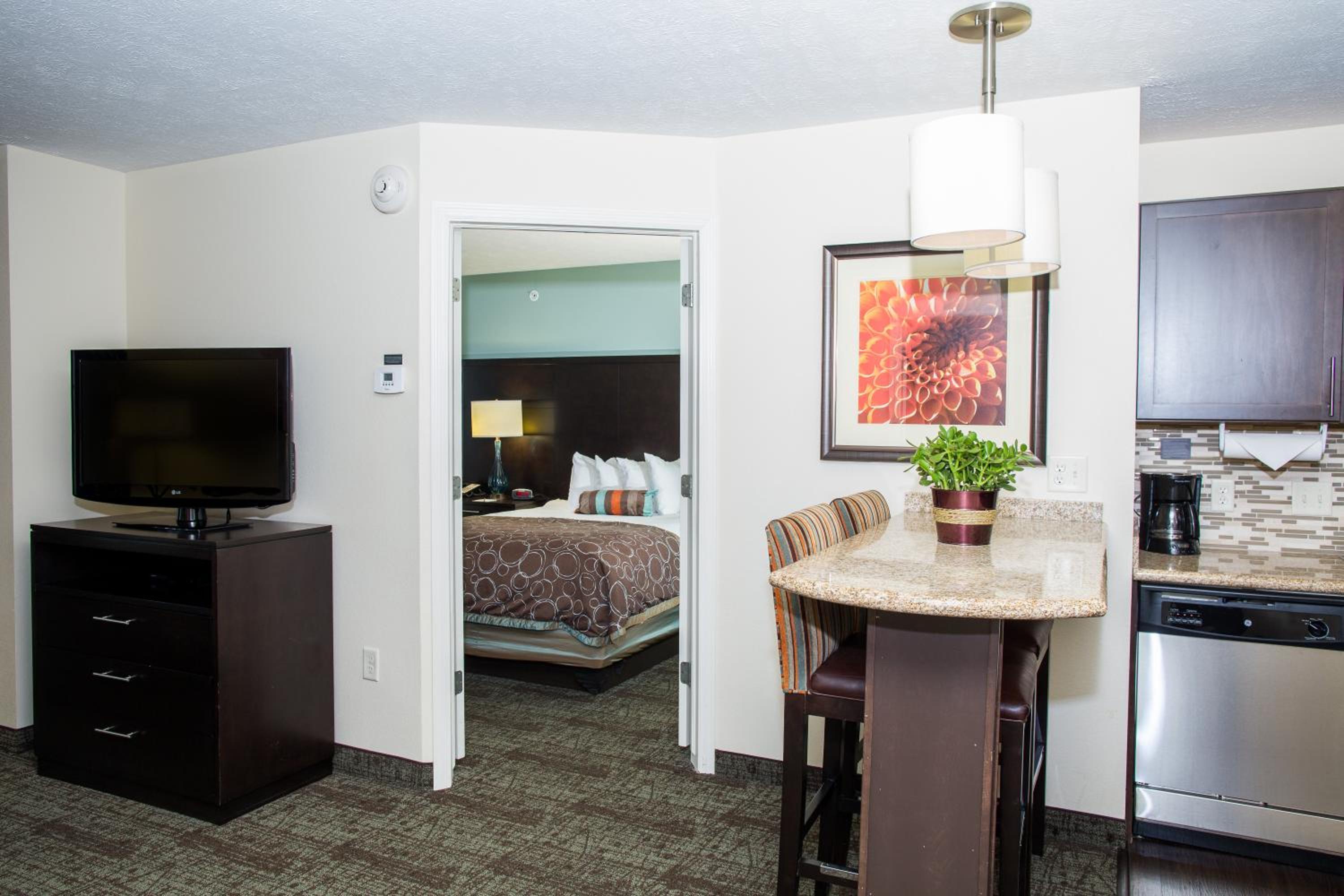 One-Bedroom King Suite with Sofa Bed - Photo 1