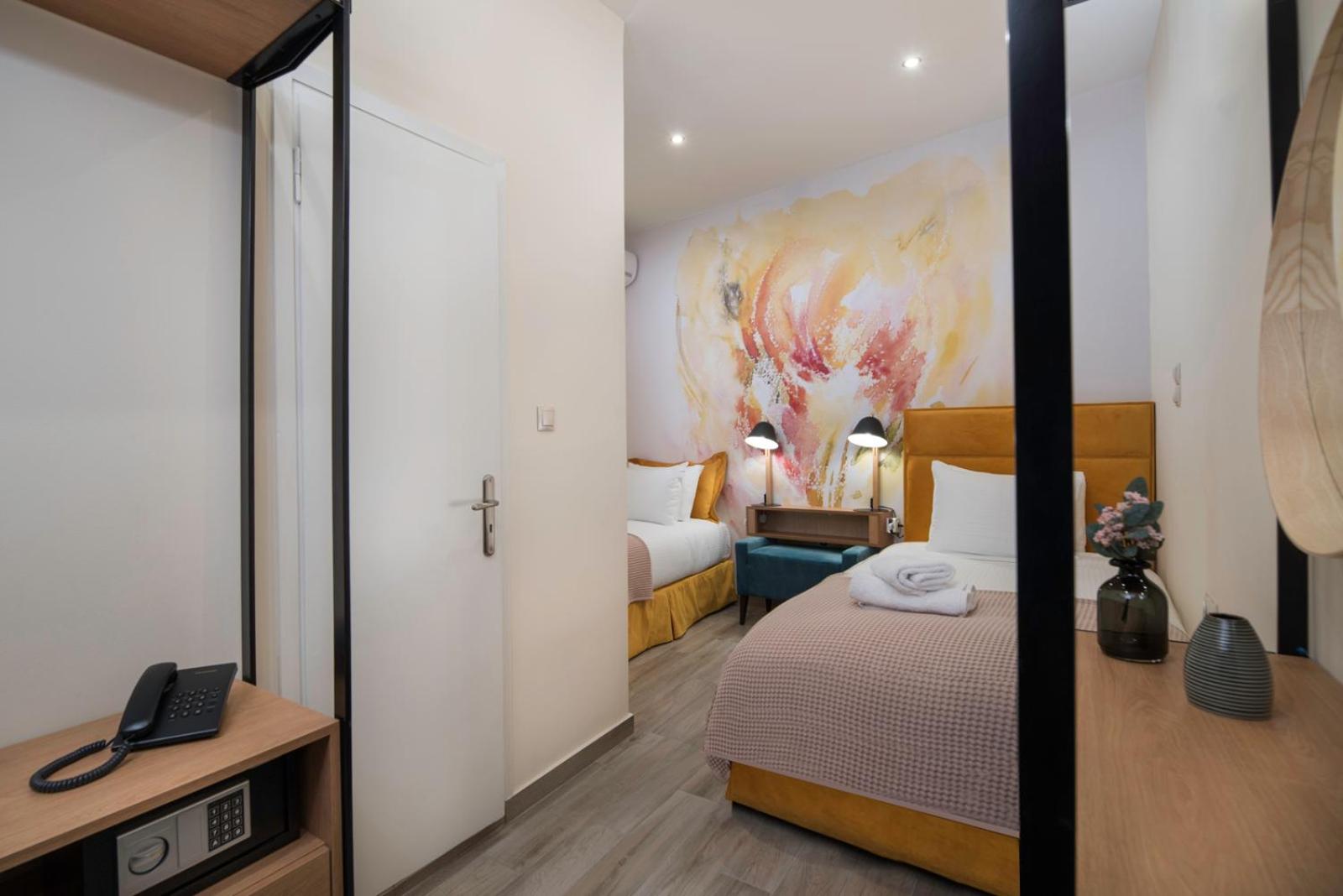 Canvas Twin Room
