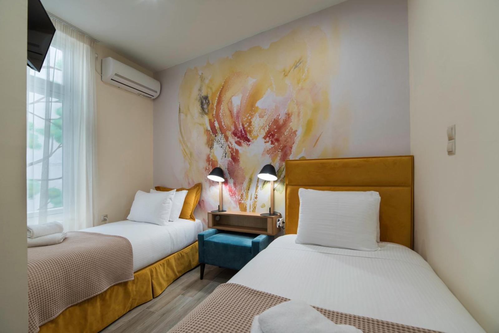 Canvas Twin Room photo 2