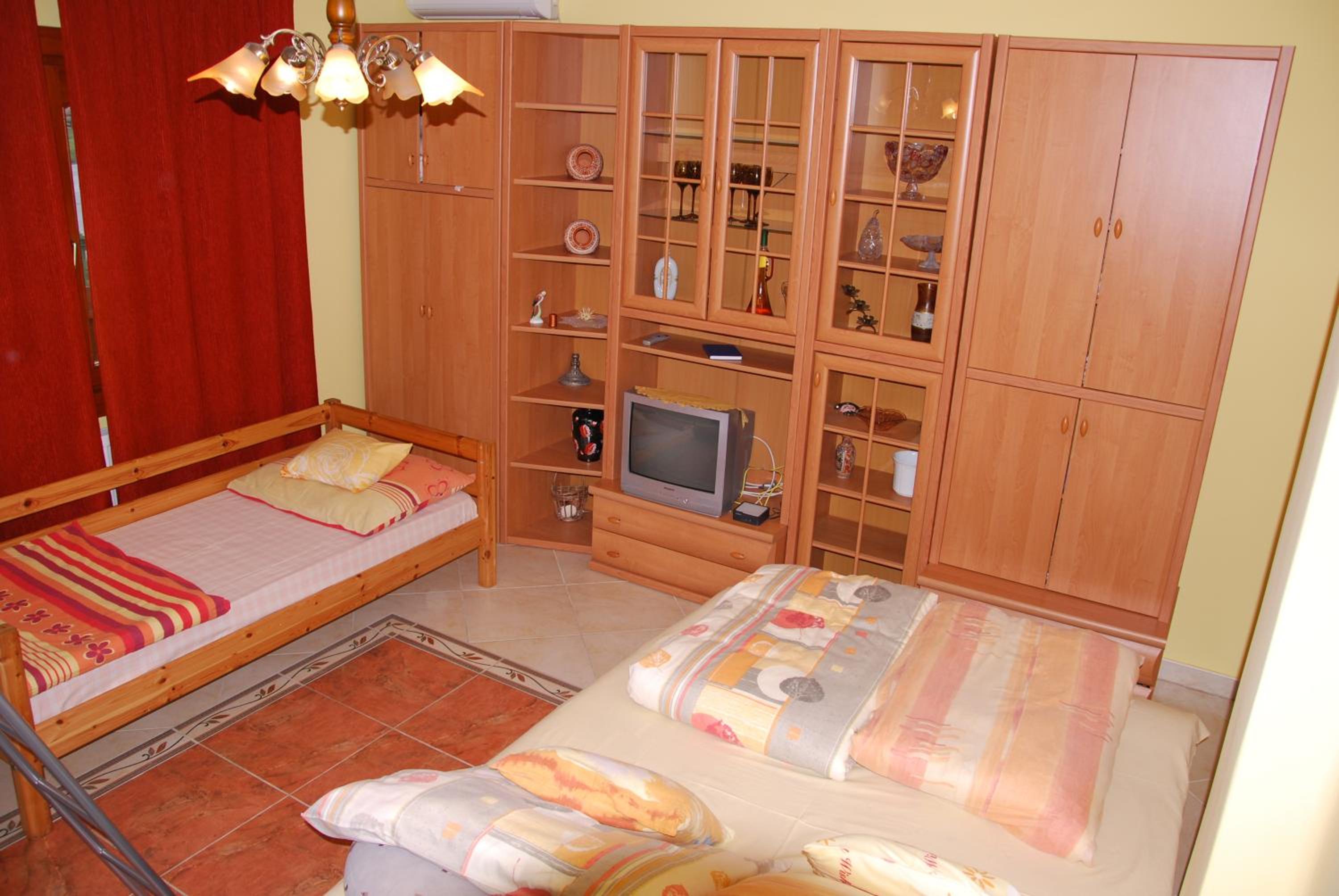 Apartment - Photo 9