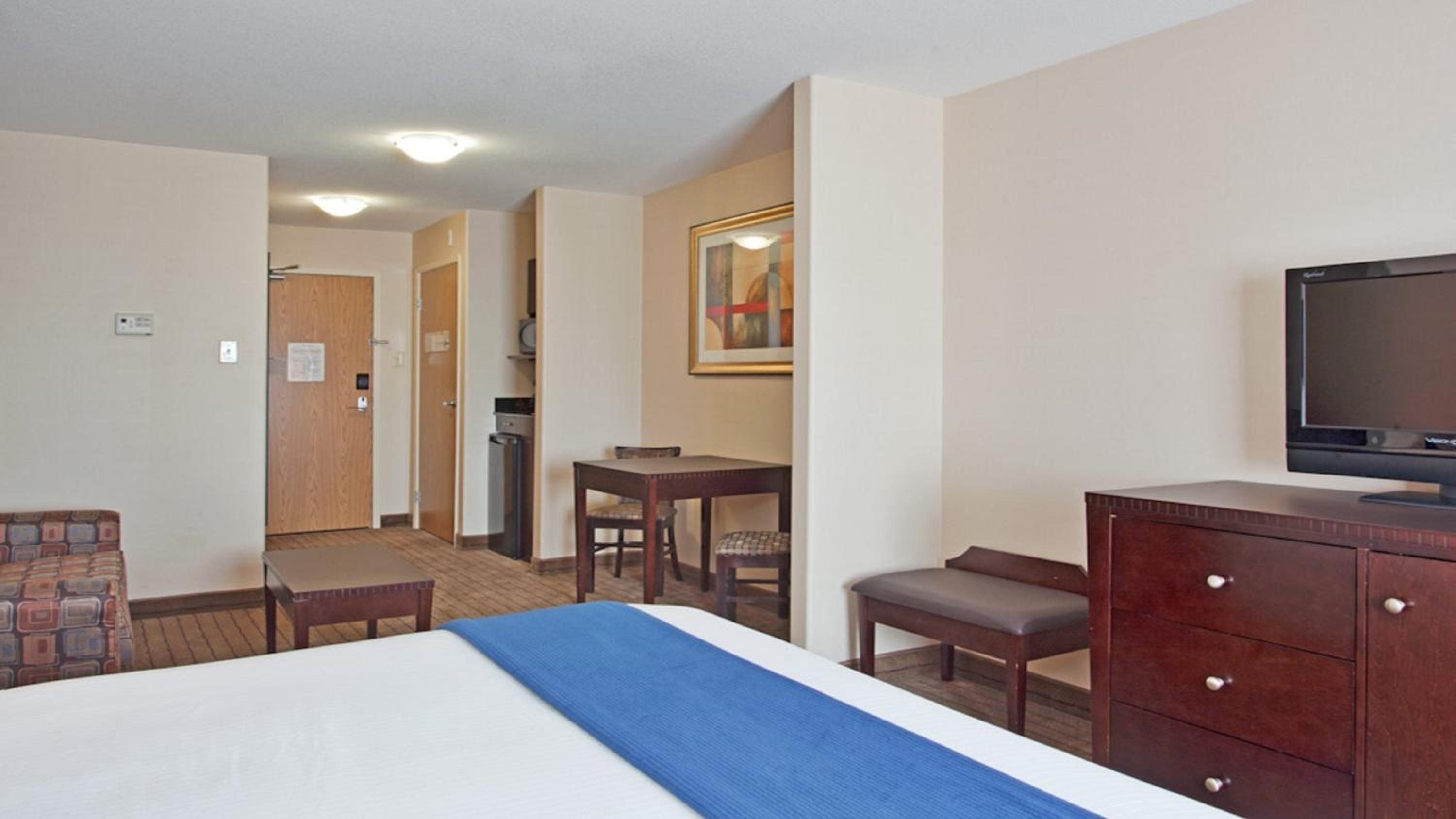 King Suite - Photo 1