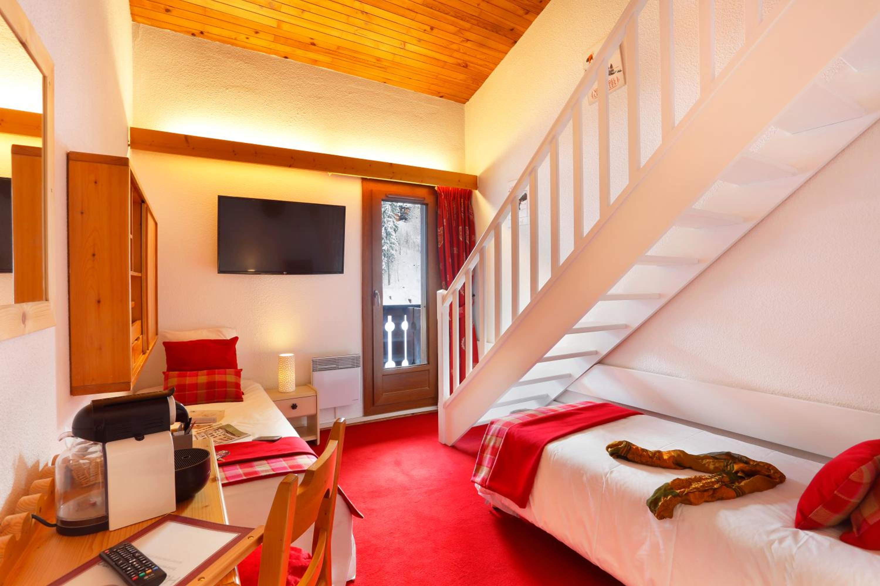 Duplex Suite (2 adults) with Balcony photo 1