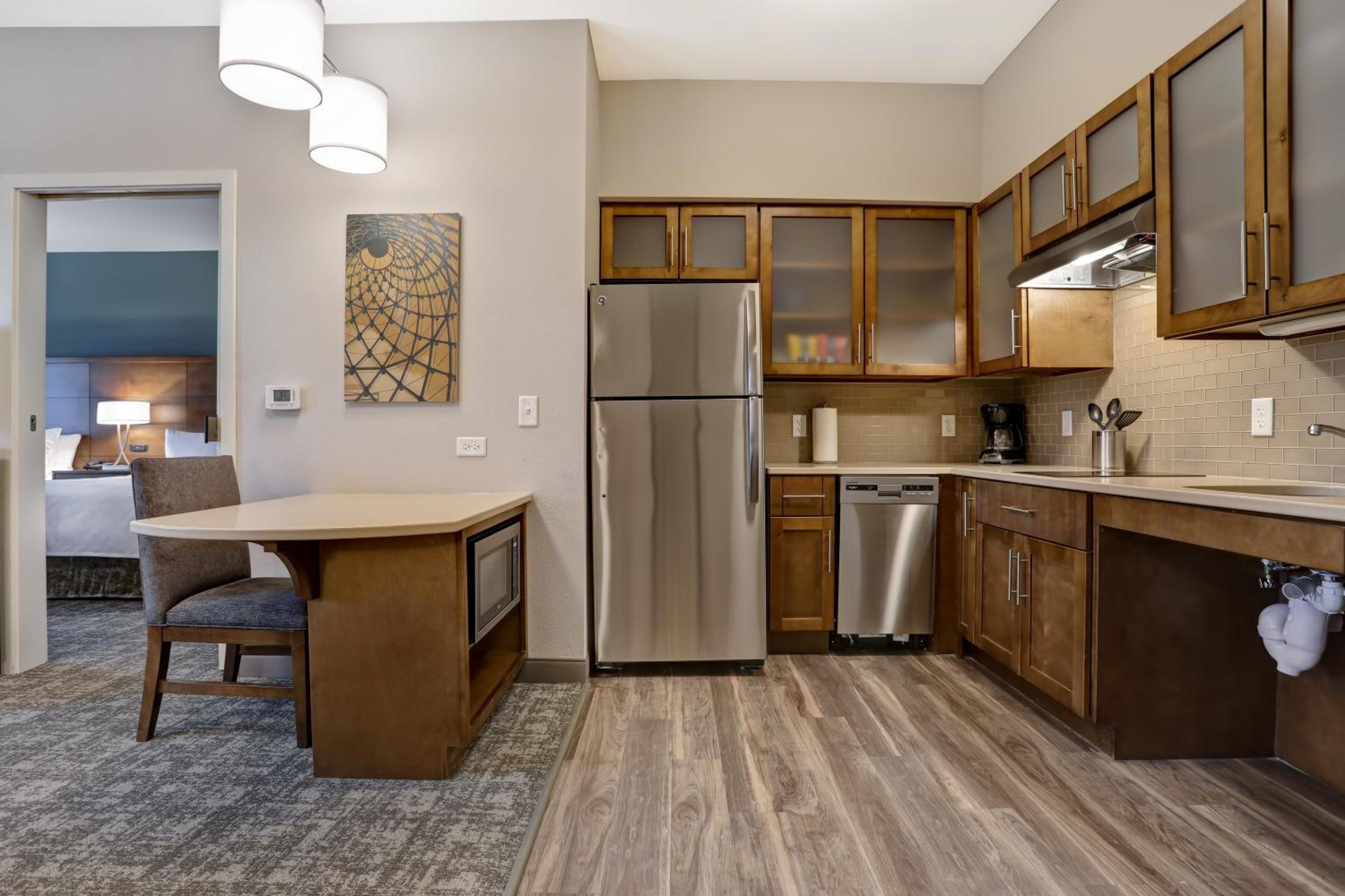 One-Bedroom Suite with Two Queen Beds photo 1