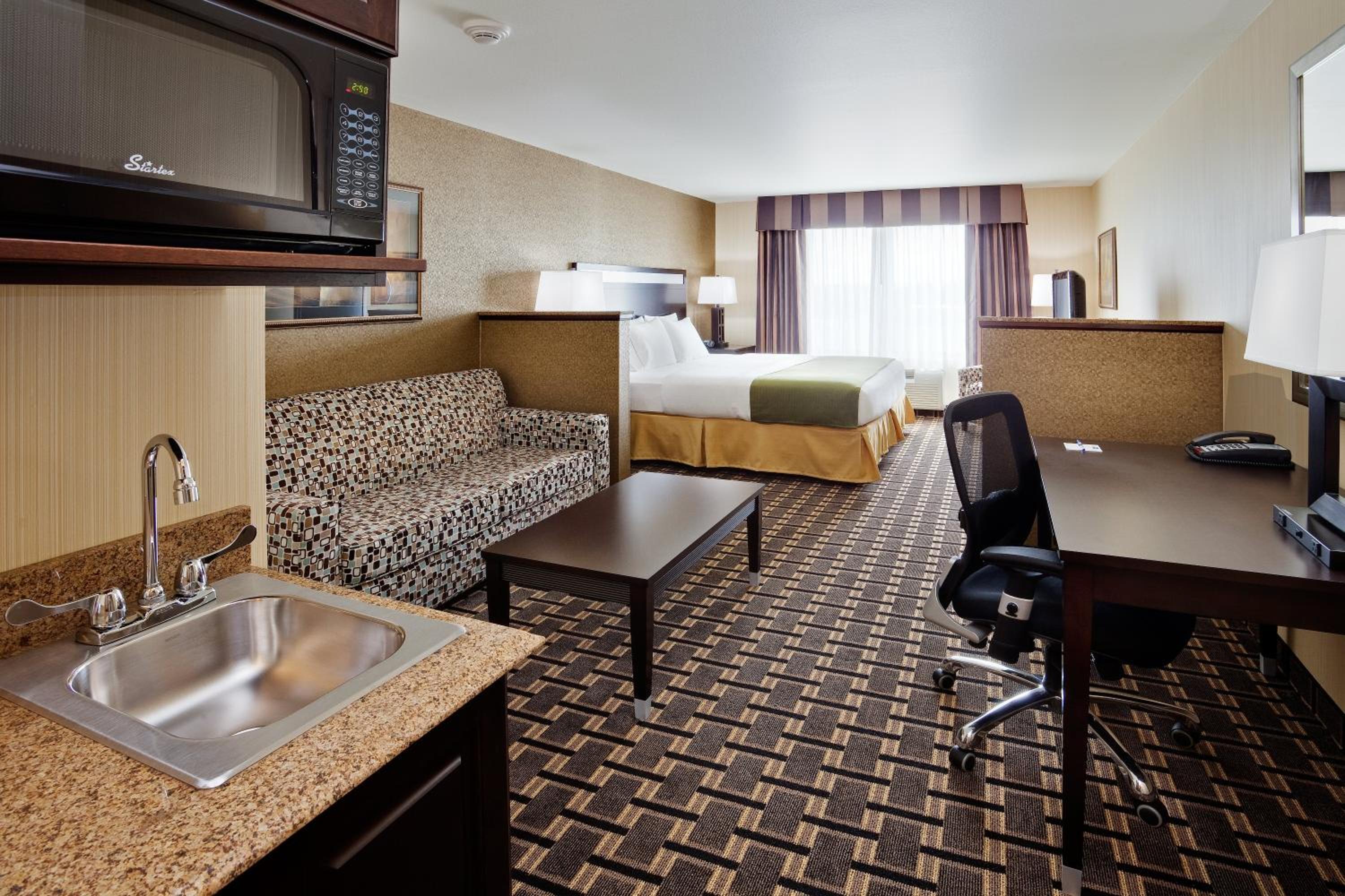 King Suite with Sofa Bed