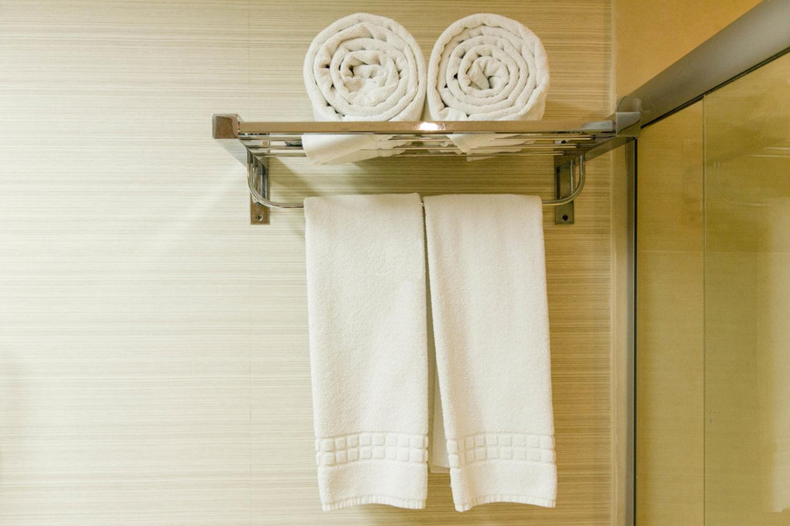 Standard Twin Room - Photo 7