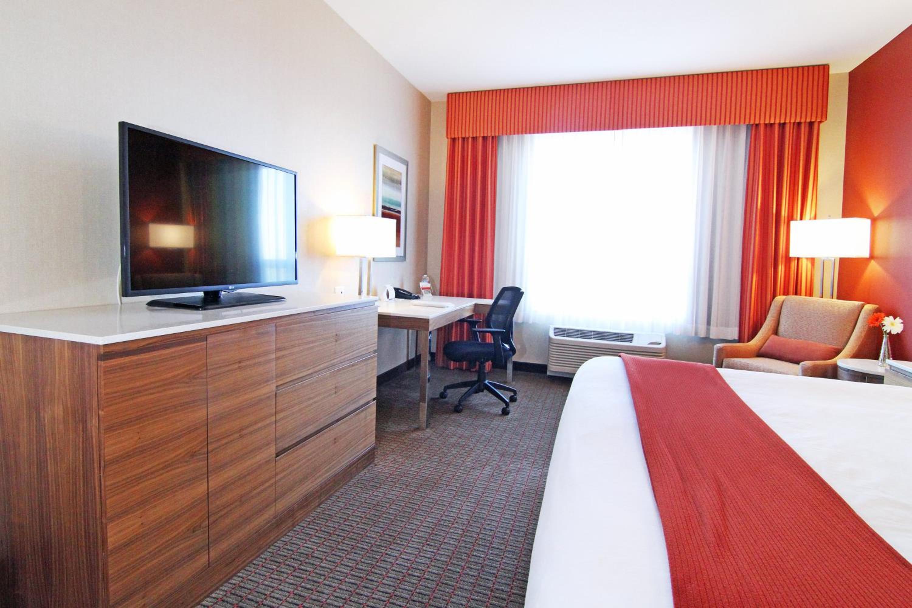 Standard King Room