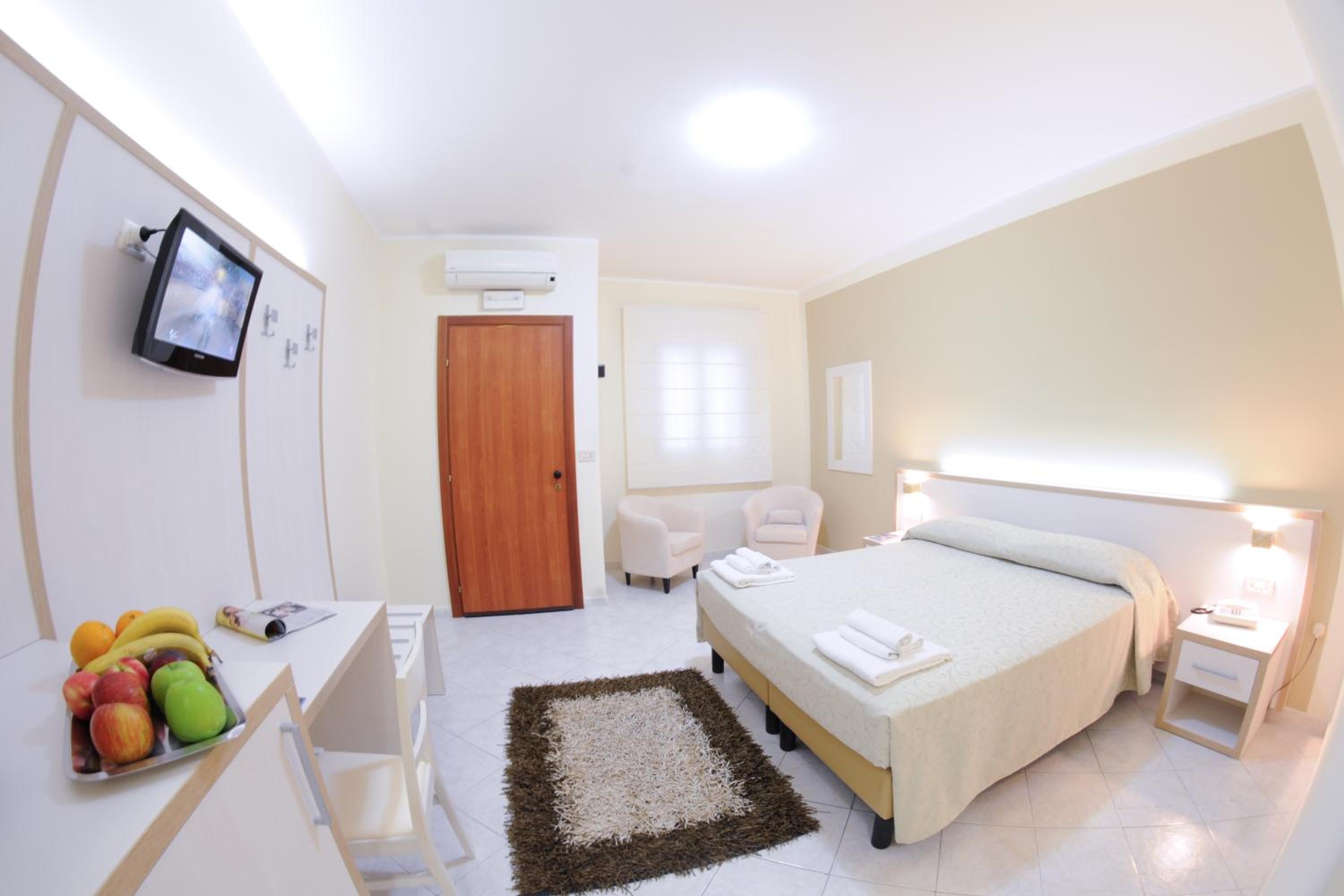 Comfort Double or Twin Room - Photo 10