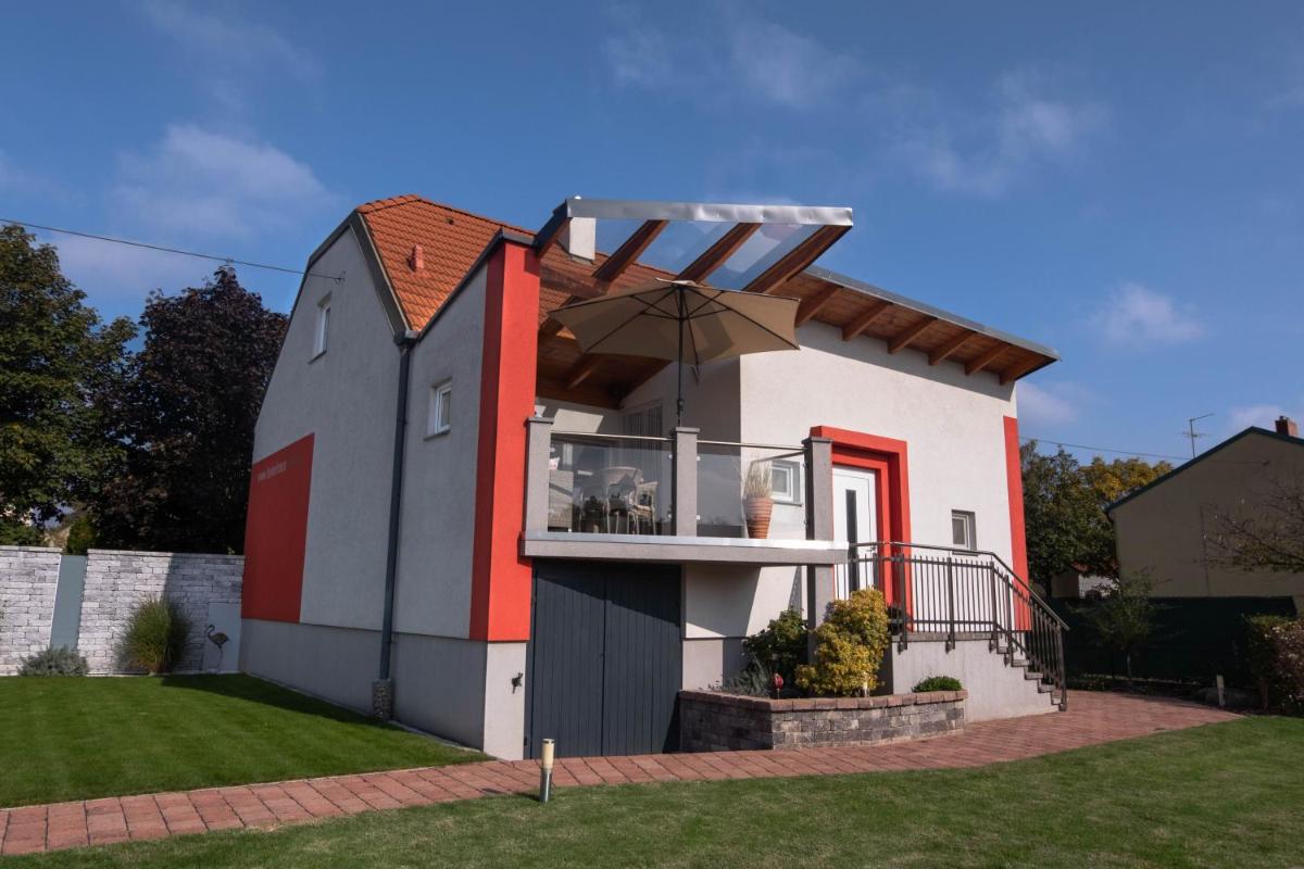 Holiday Home photo 2