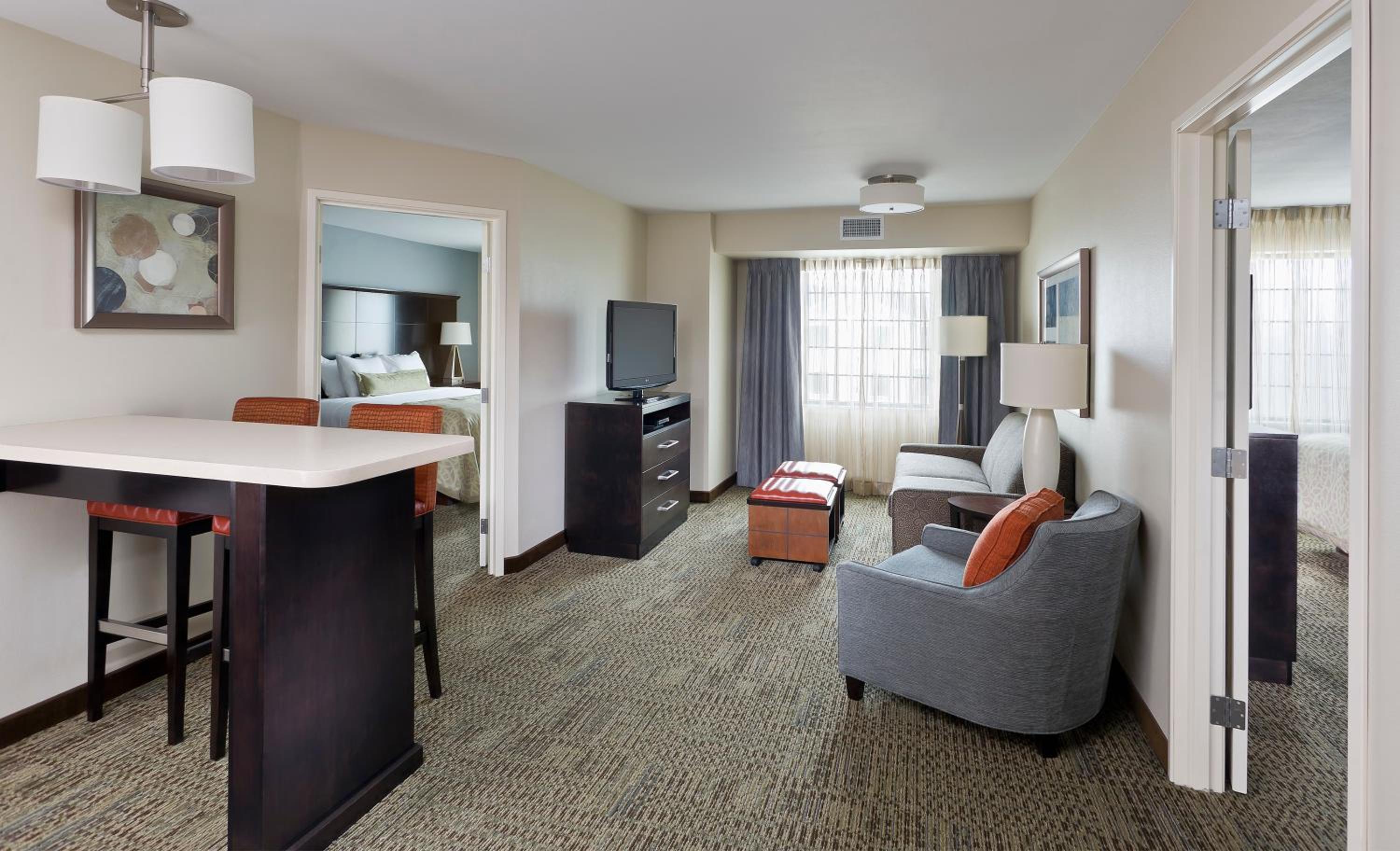 Two-Bedroom Suite with One King, Two Queen and Sofa Bed photo 1