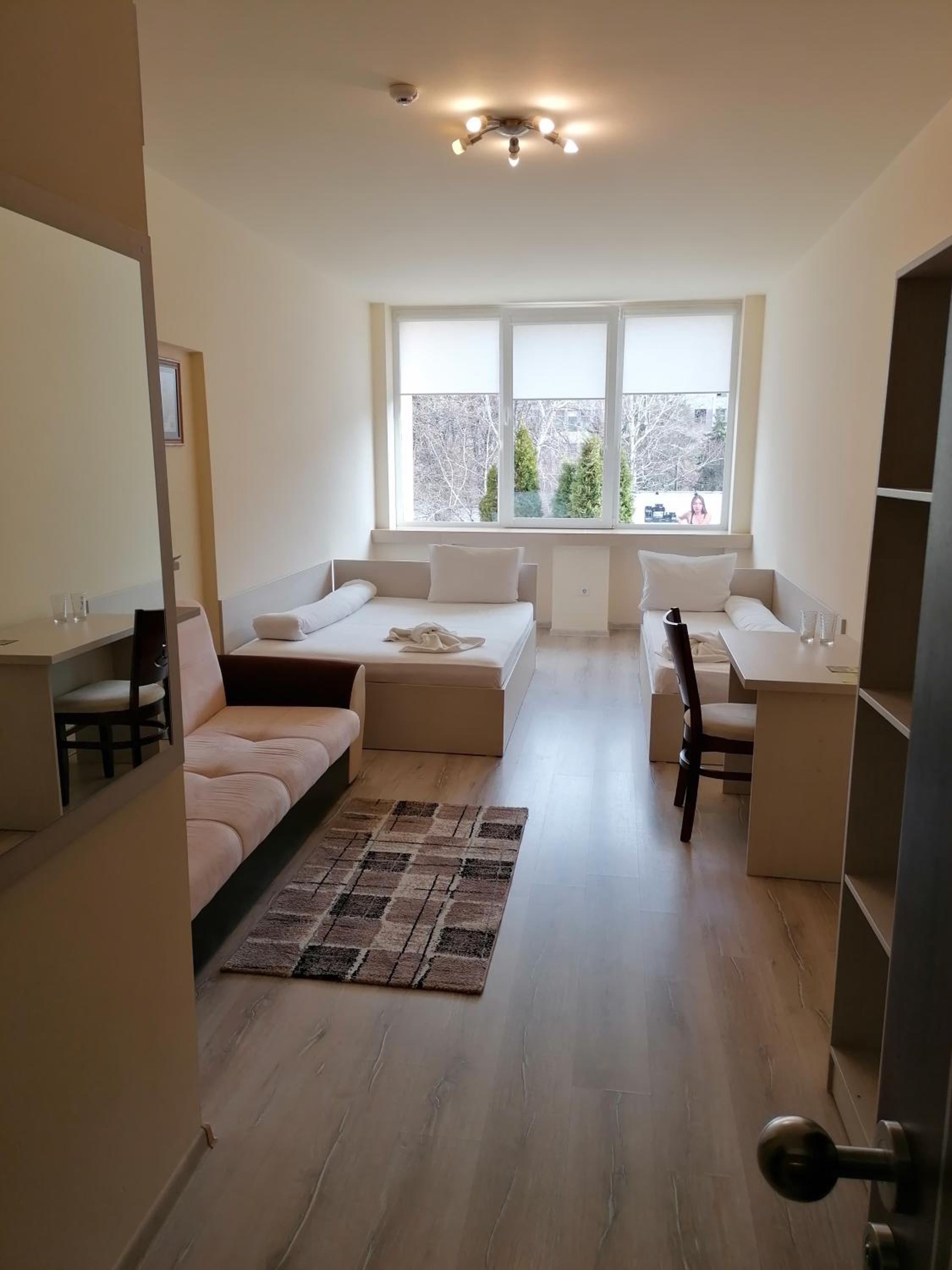 Double Room - Photo 43