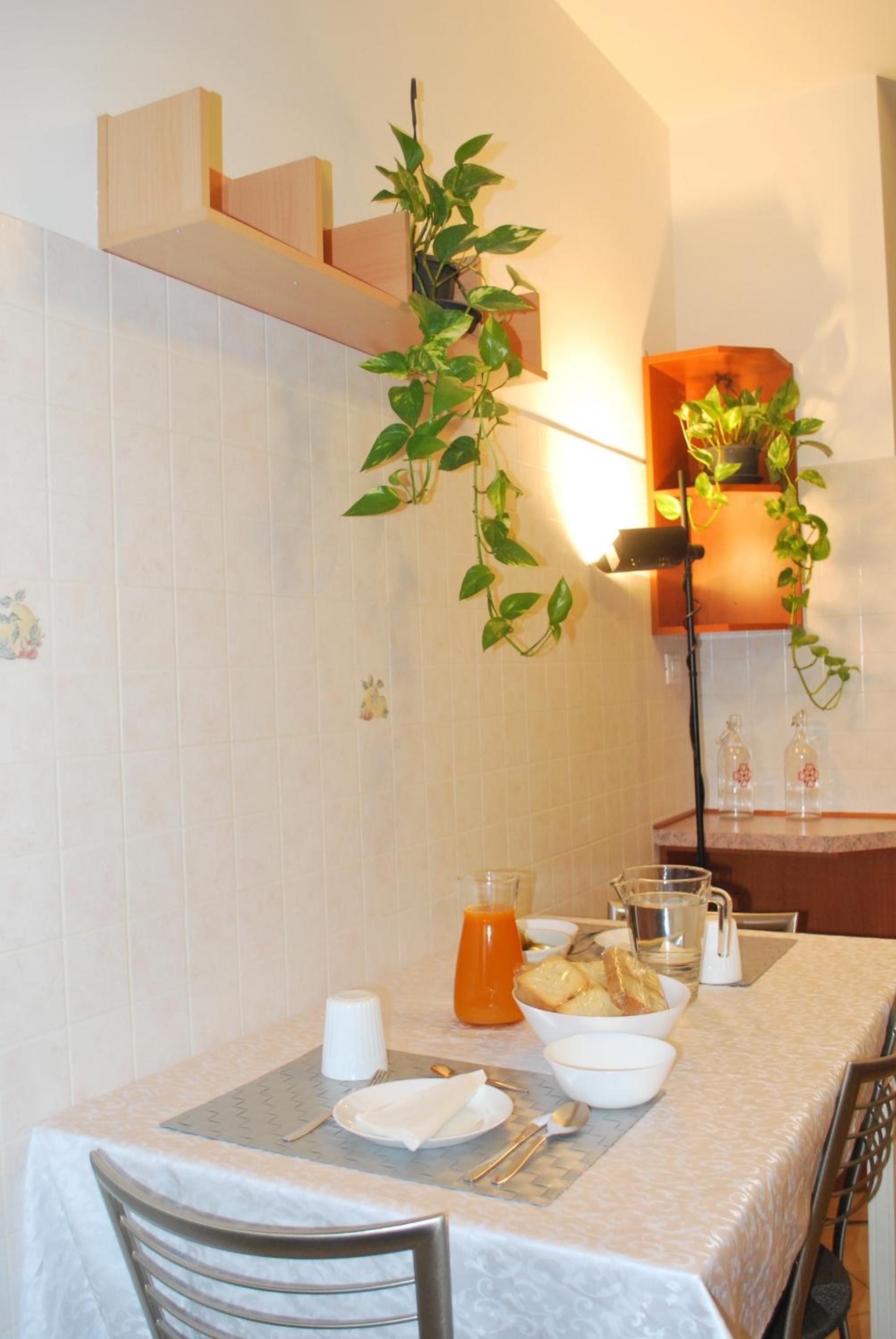 Two-Bedroom Apartment - Photo 24